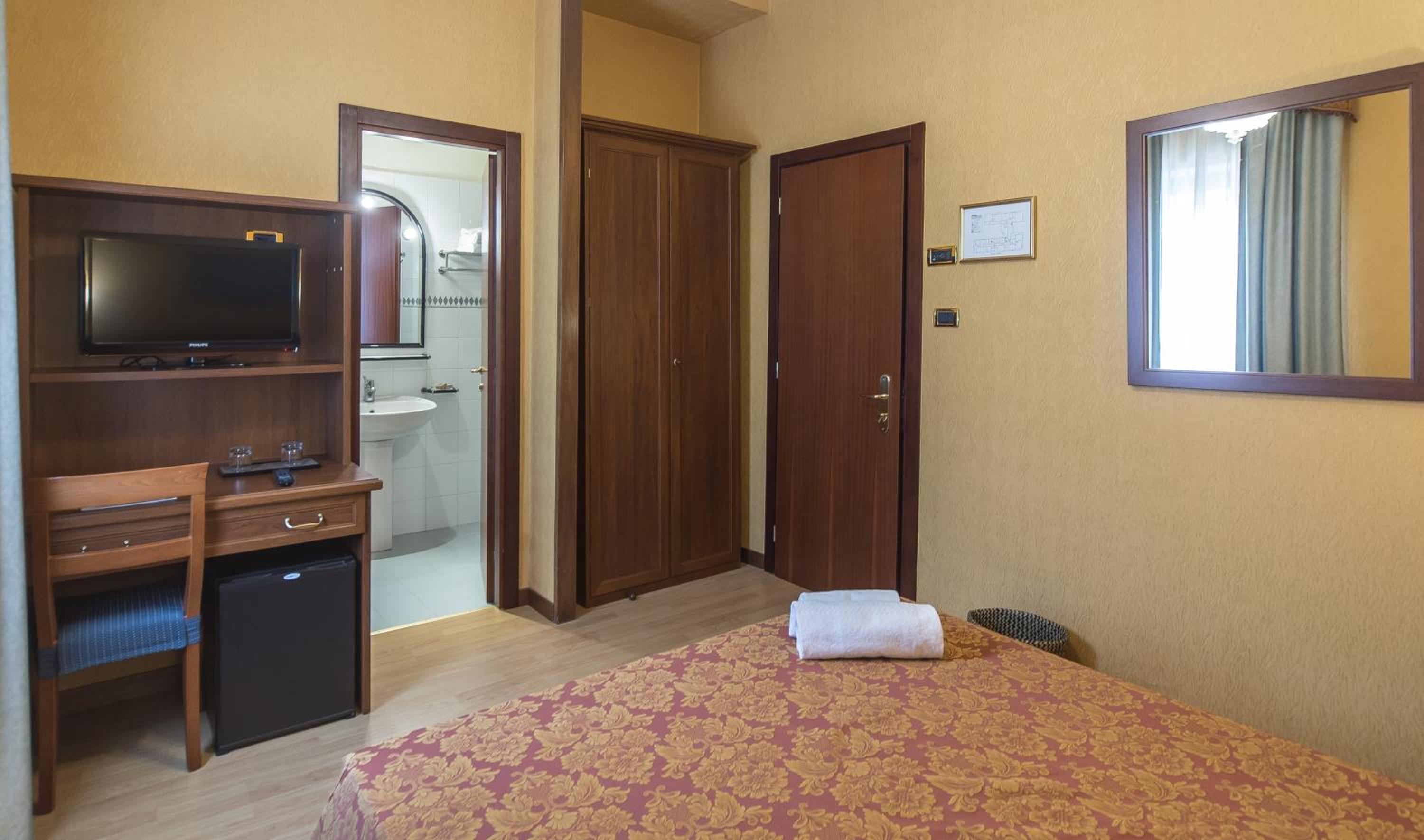 Economy Double or Twin Room