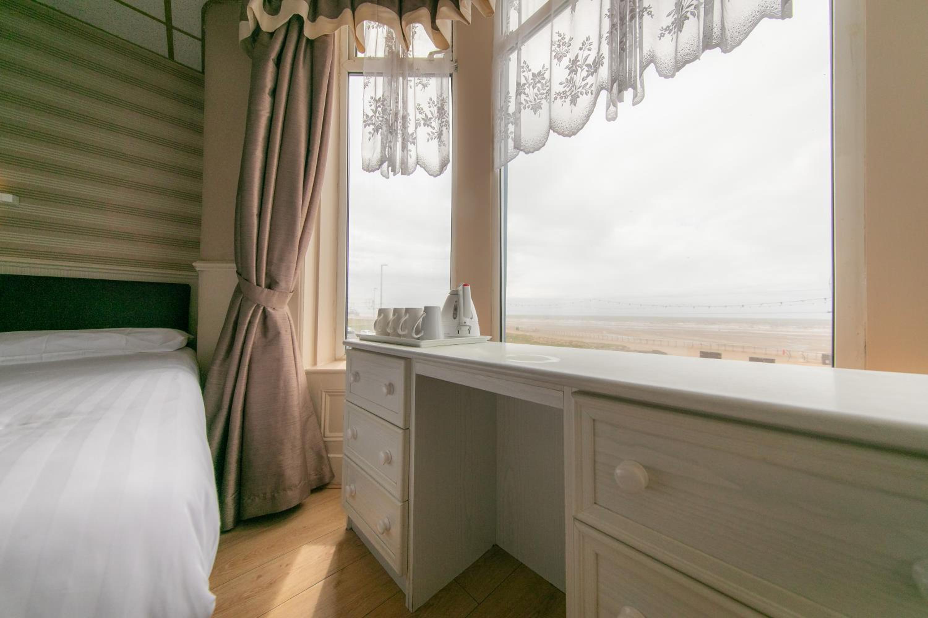 Quadruple Room with Sea View
