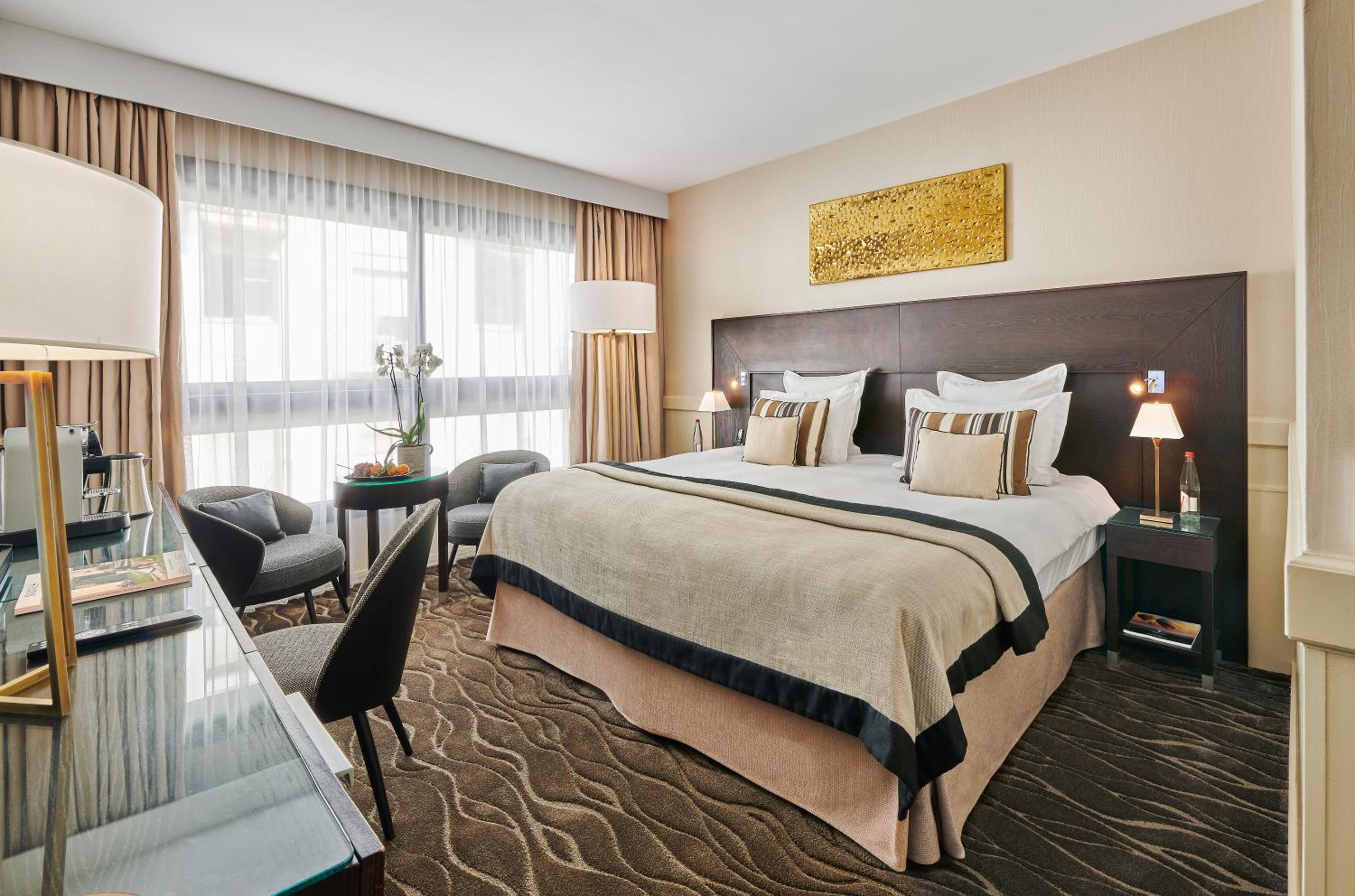 Superior Room City View