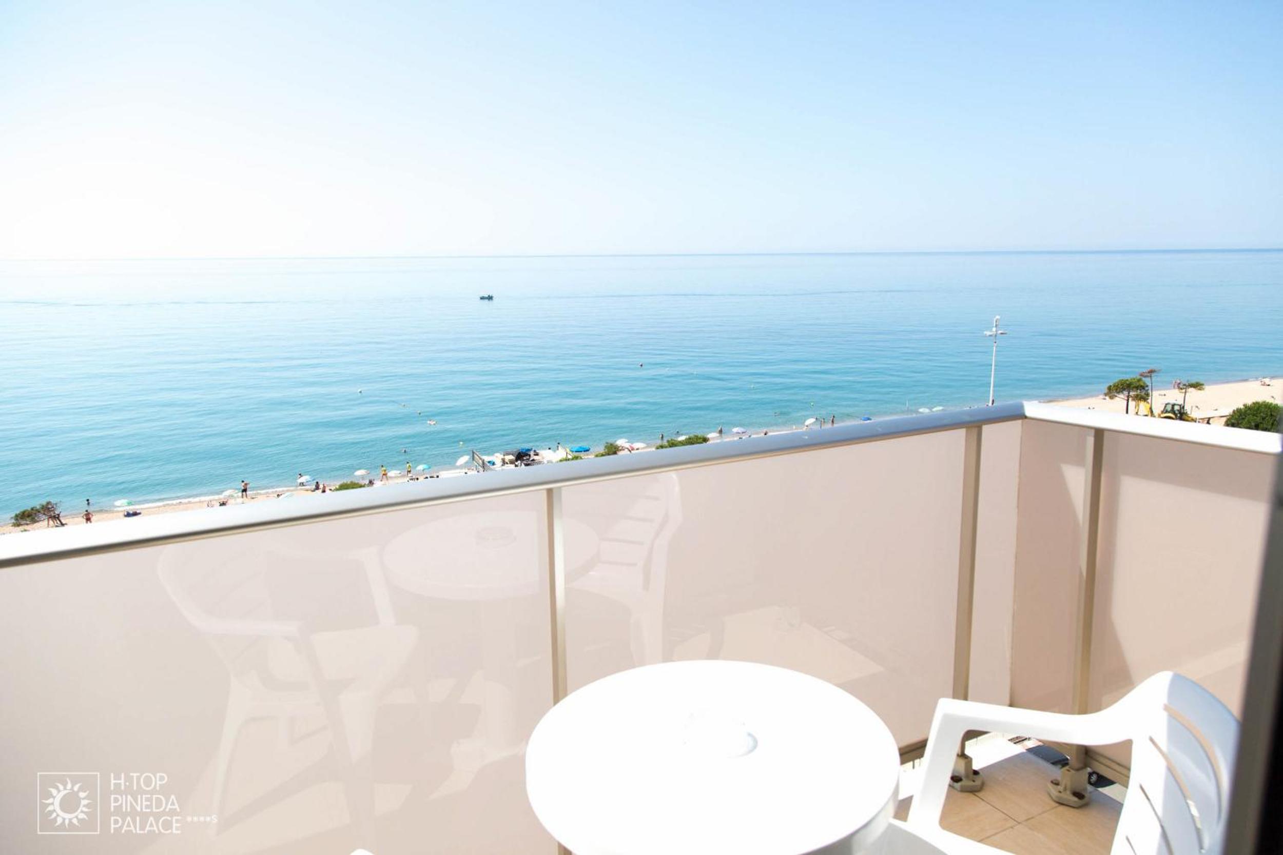 Triple Room with Sea View (3 Adults)