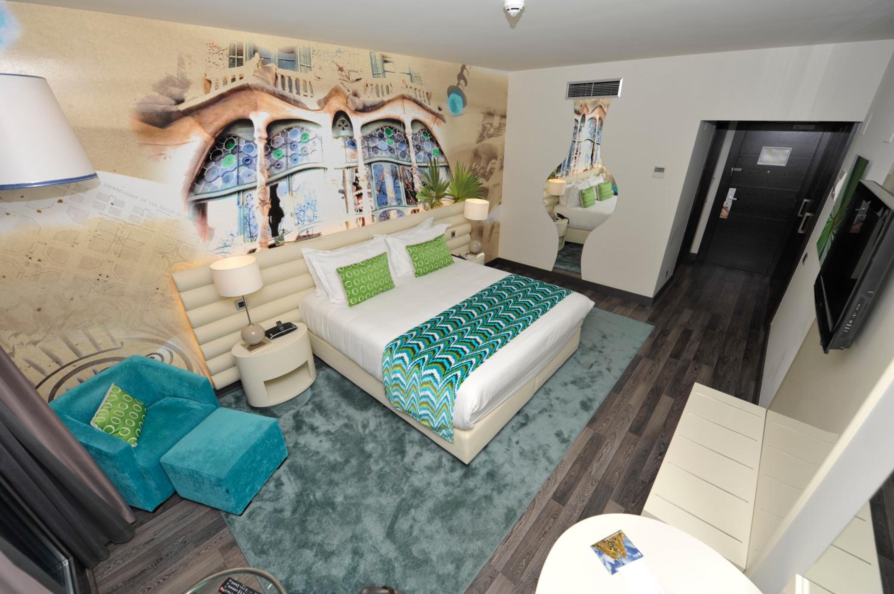 Superior Double Room with Sofa Bed and Pool View