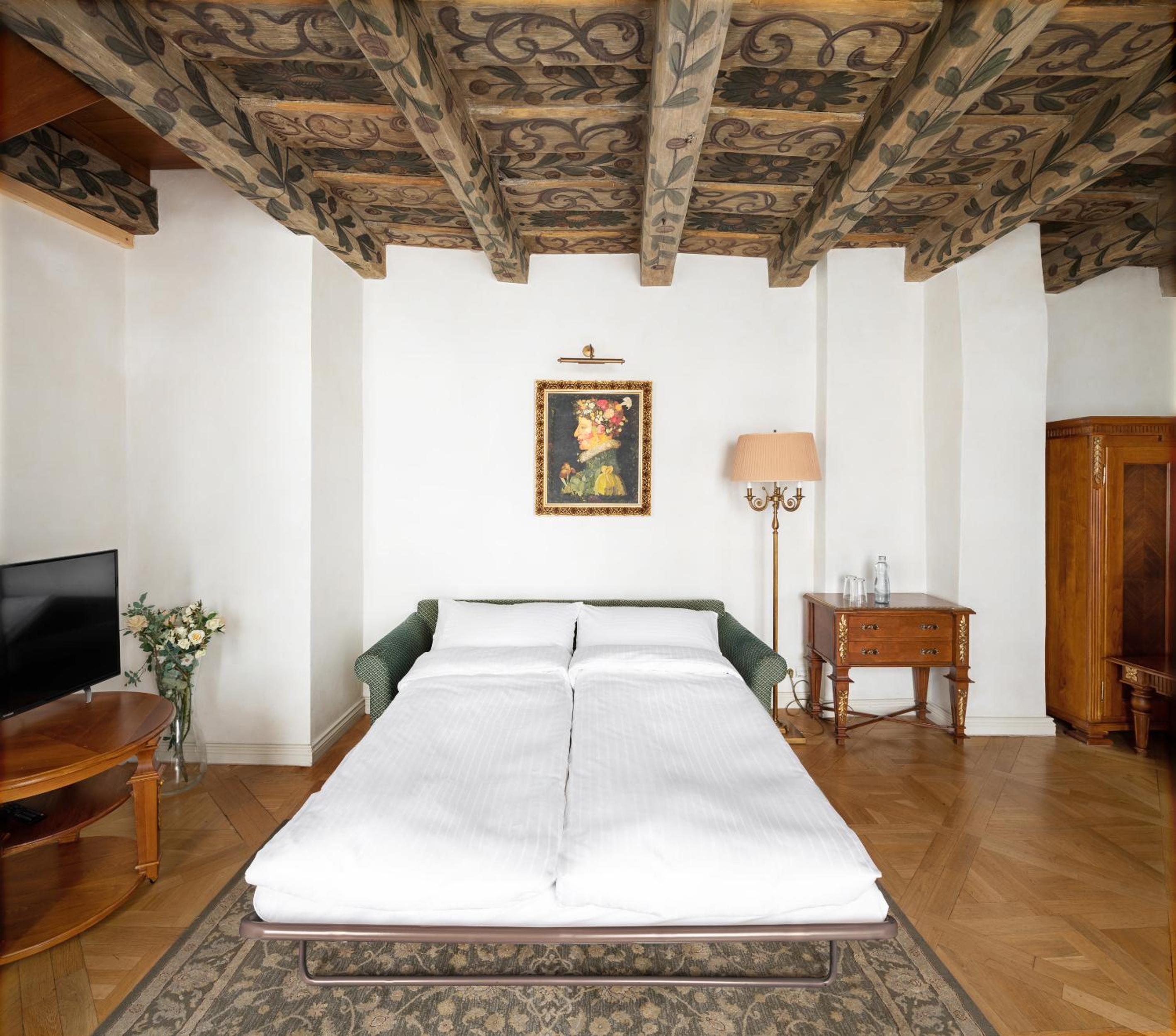 Two-Bedroom Suite