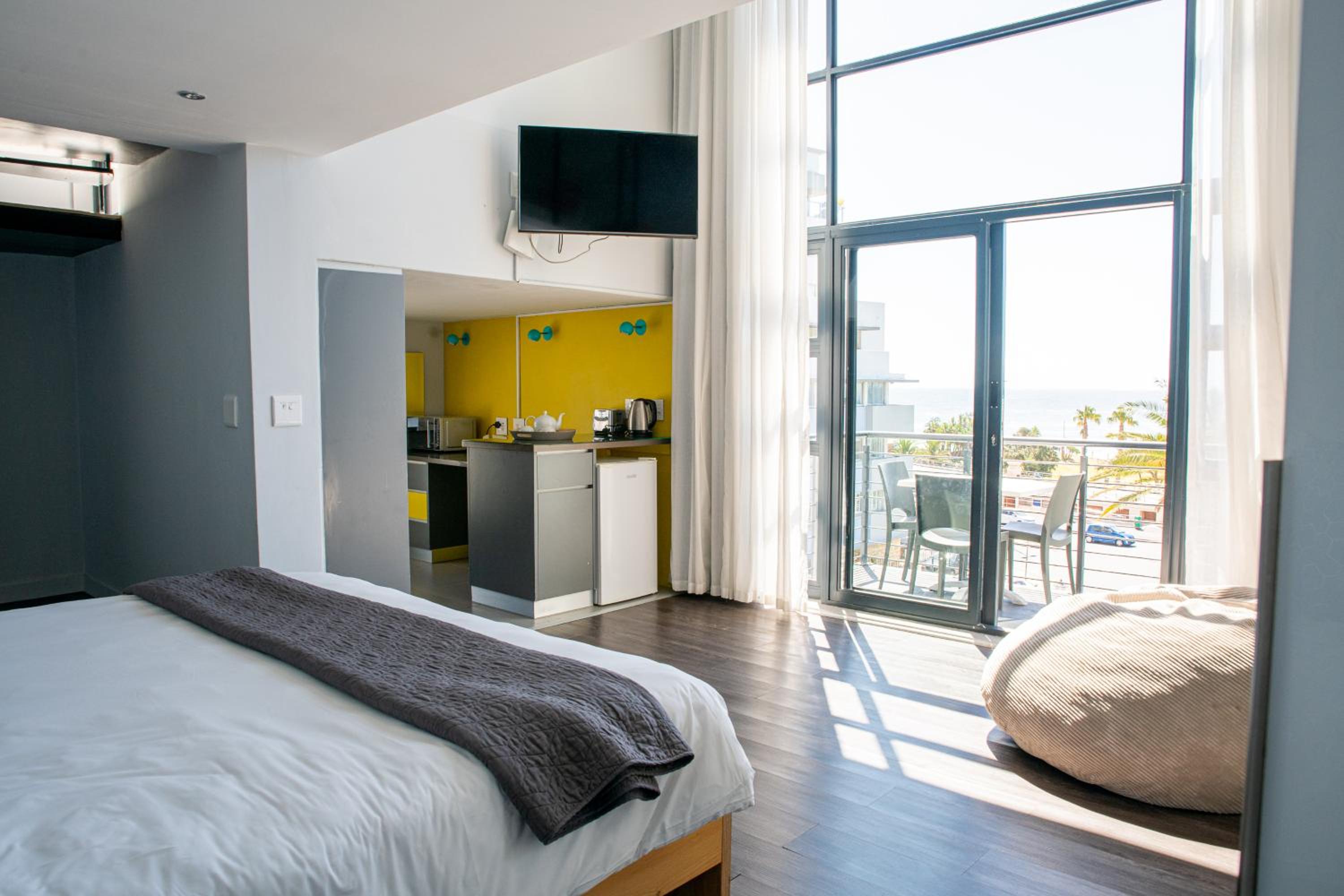 Studio with Sea View
