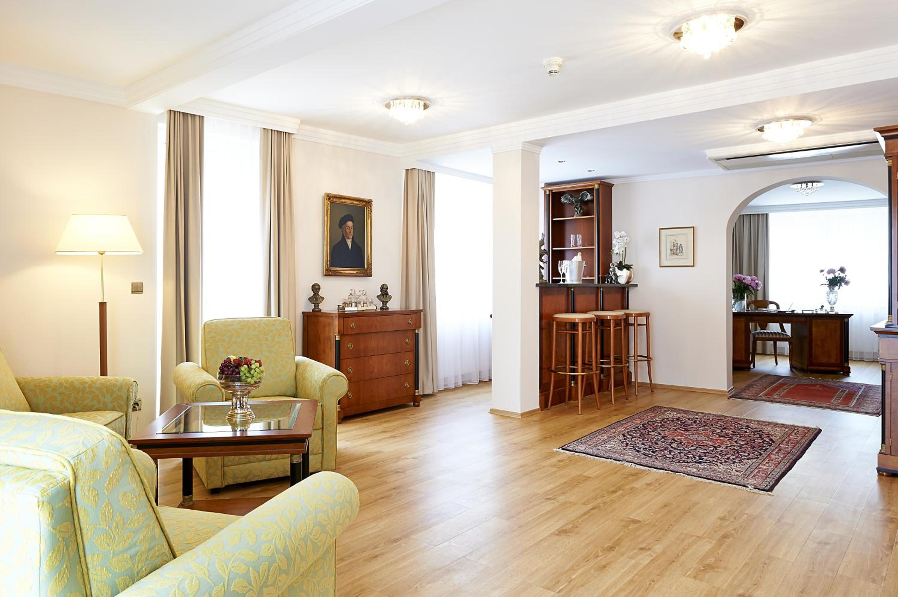 Luxury Penthouse Suite