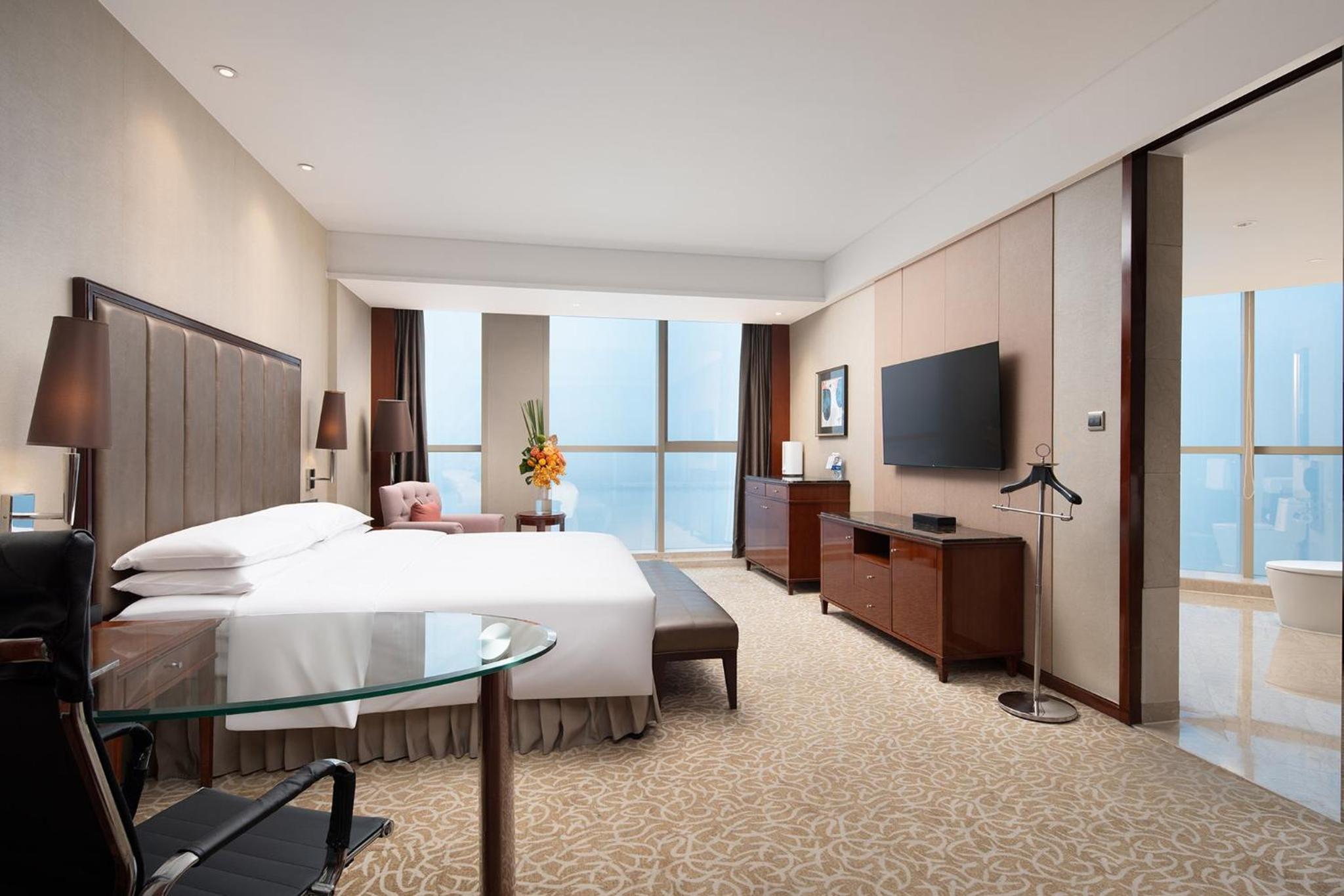 Premium King Room with River View