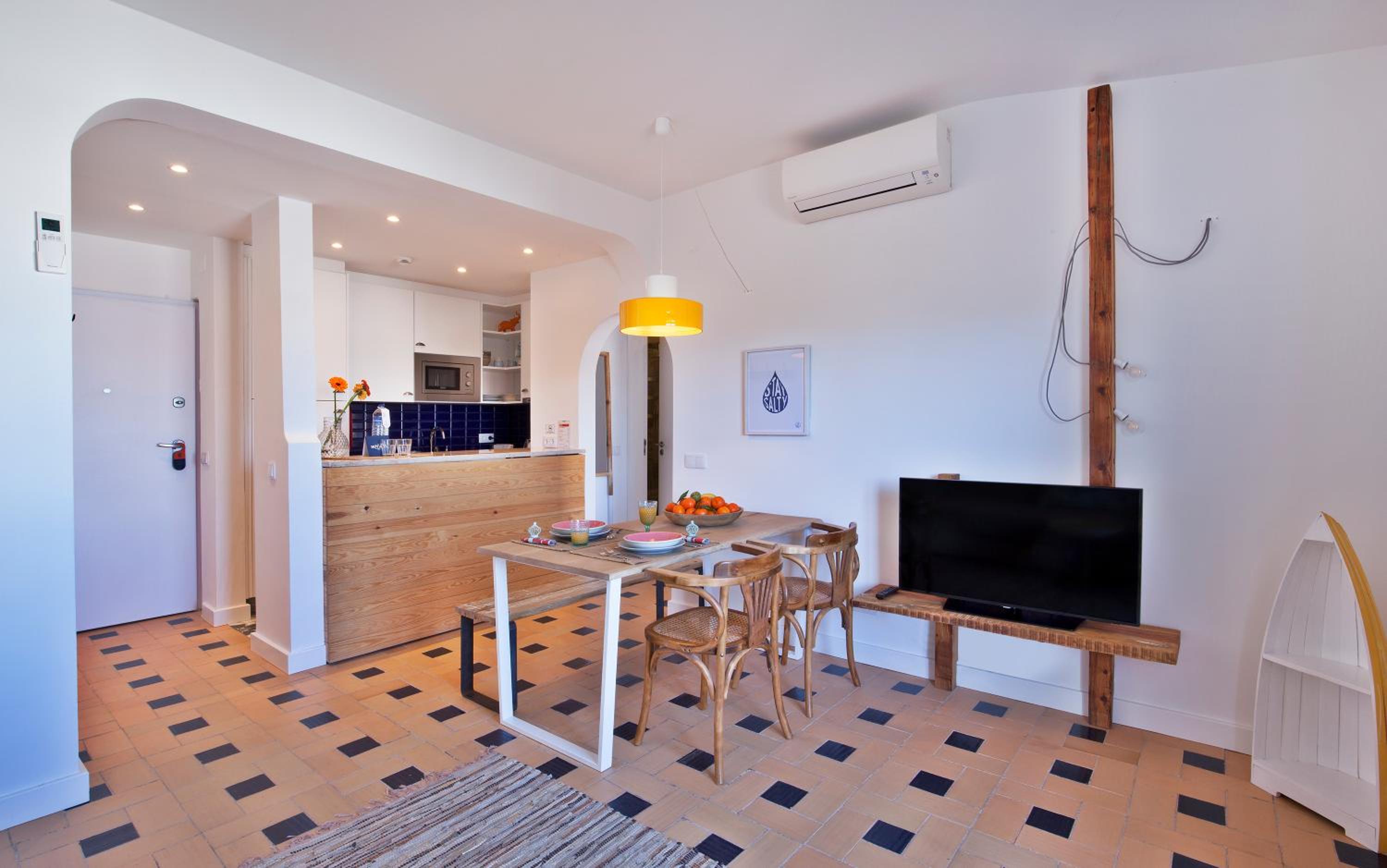 One-Bedroom Apartment with Street View