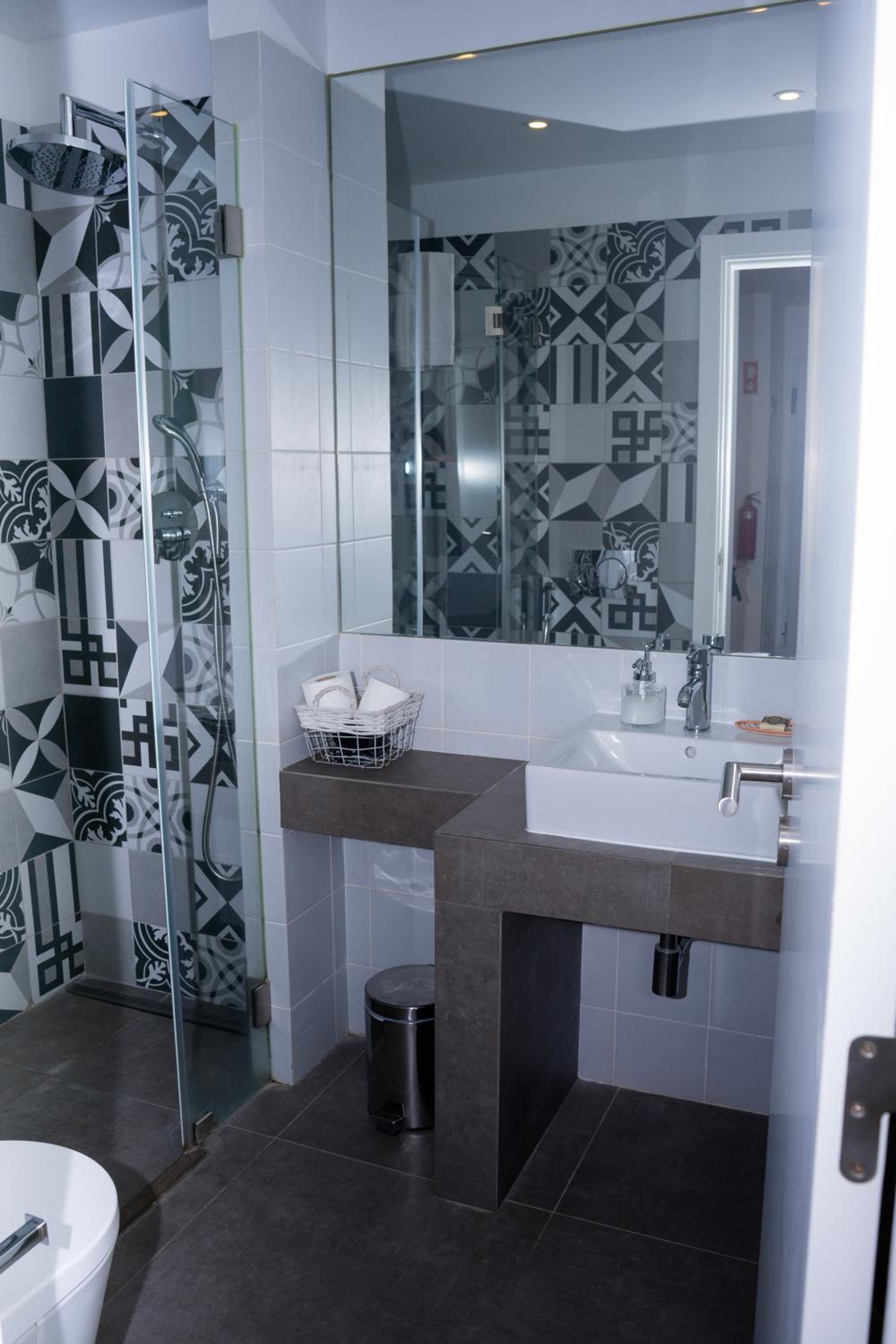 Two-Bedroom Apartment with Street View