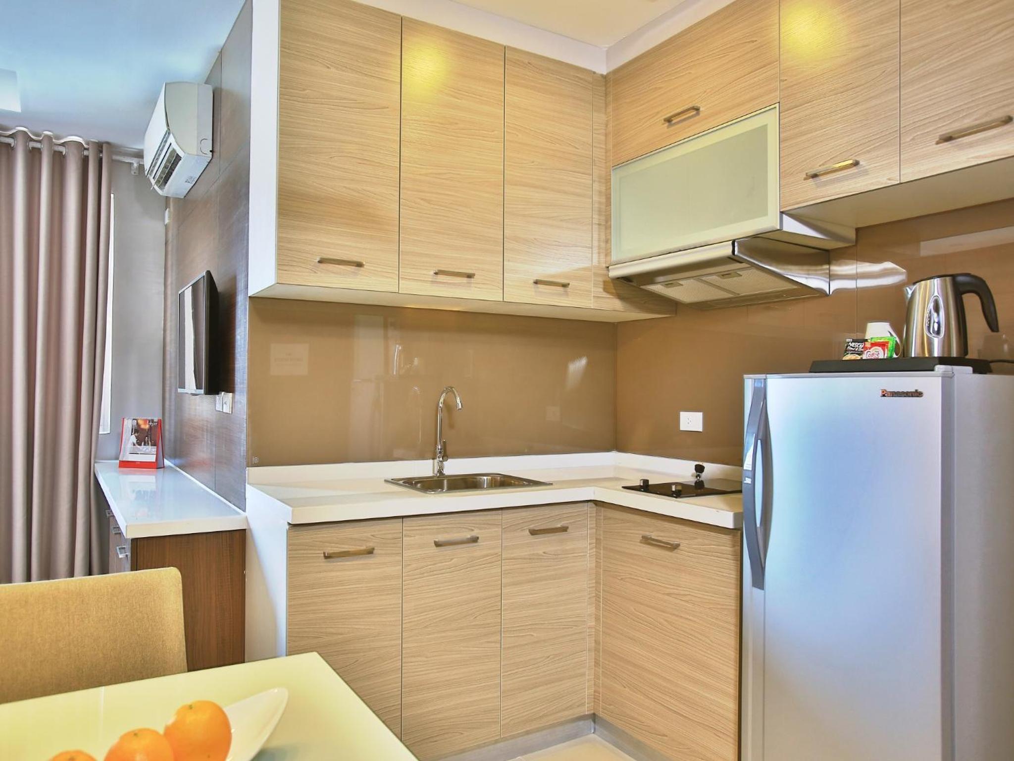 Premier One-Bedroom Apartment