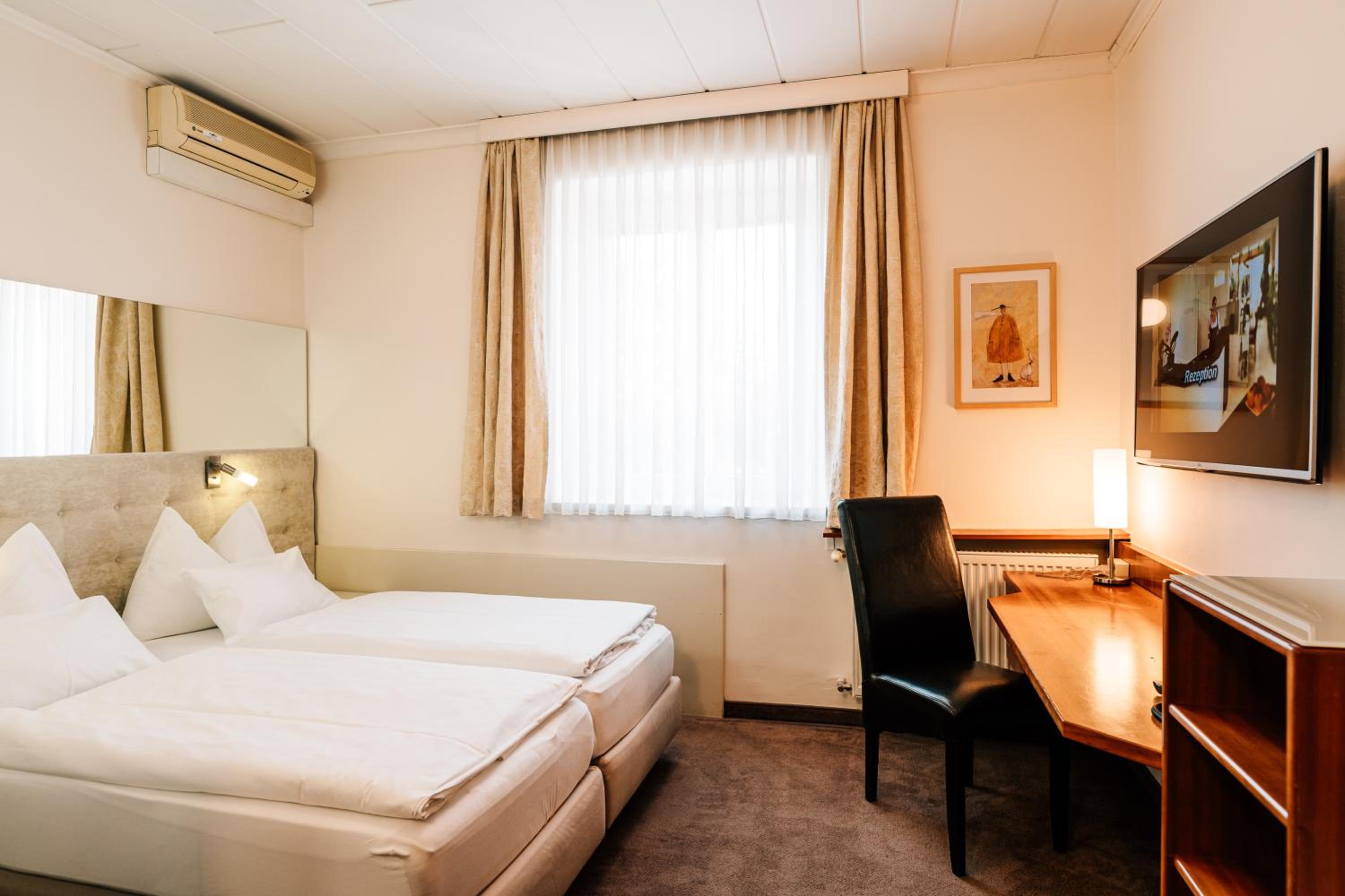 Standard Double/Twin Room