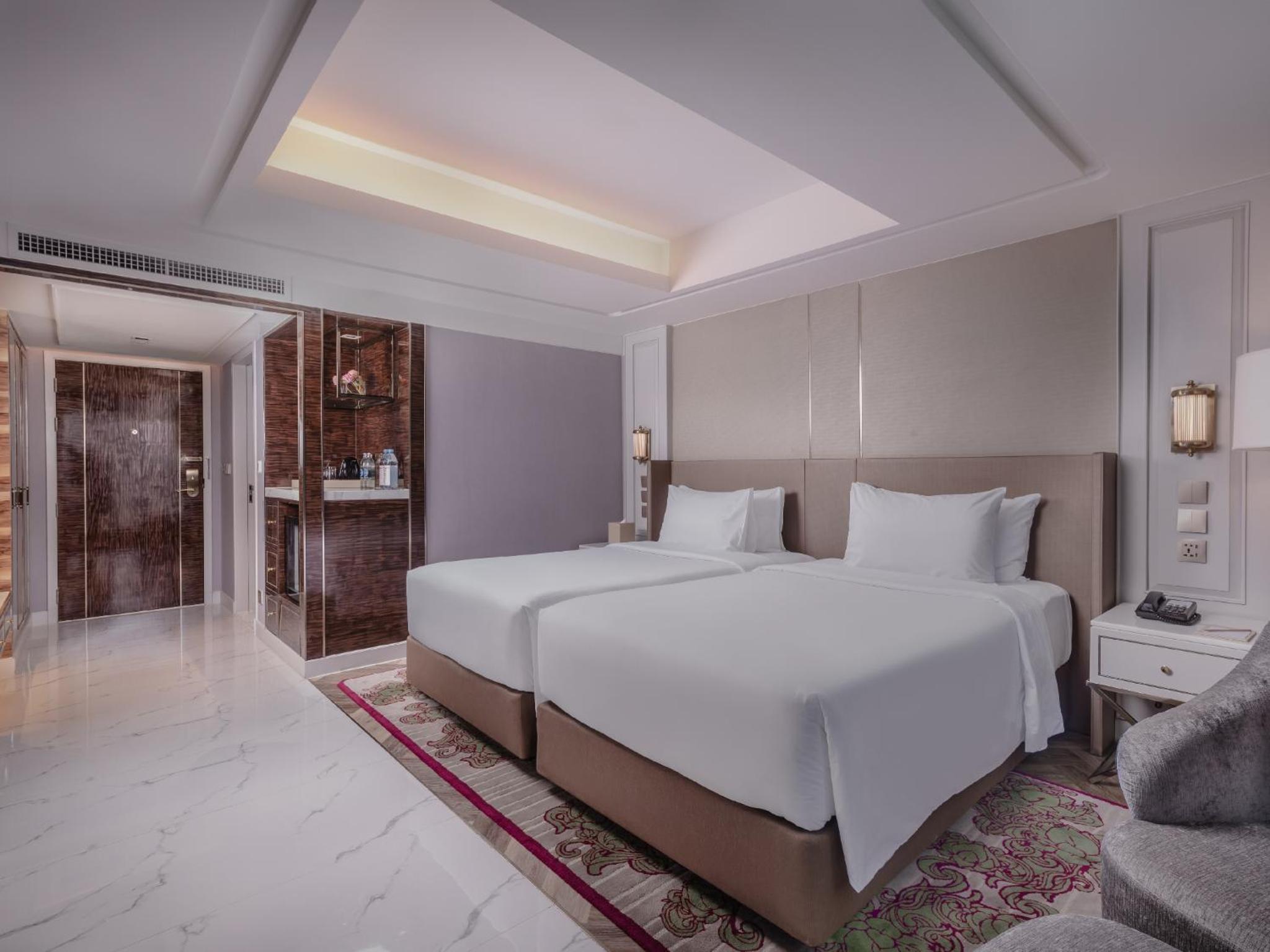 Family Connecting Room