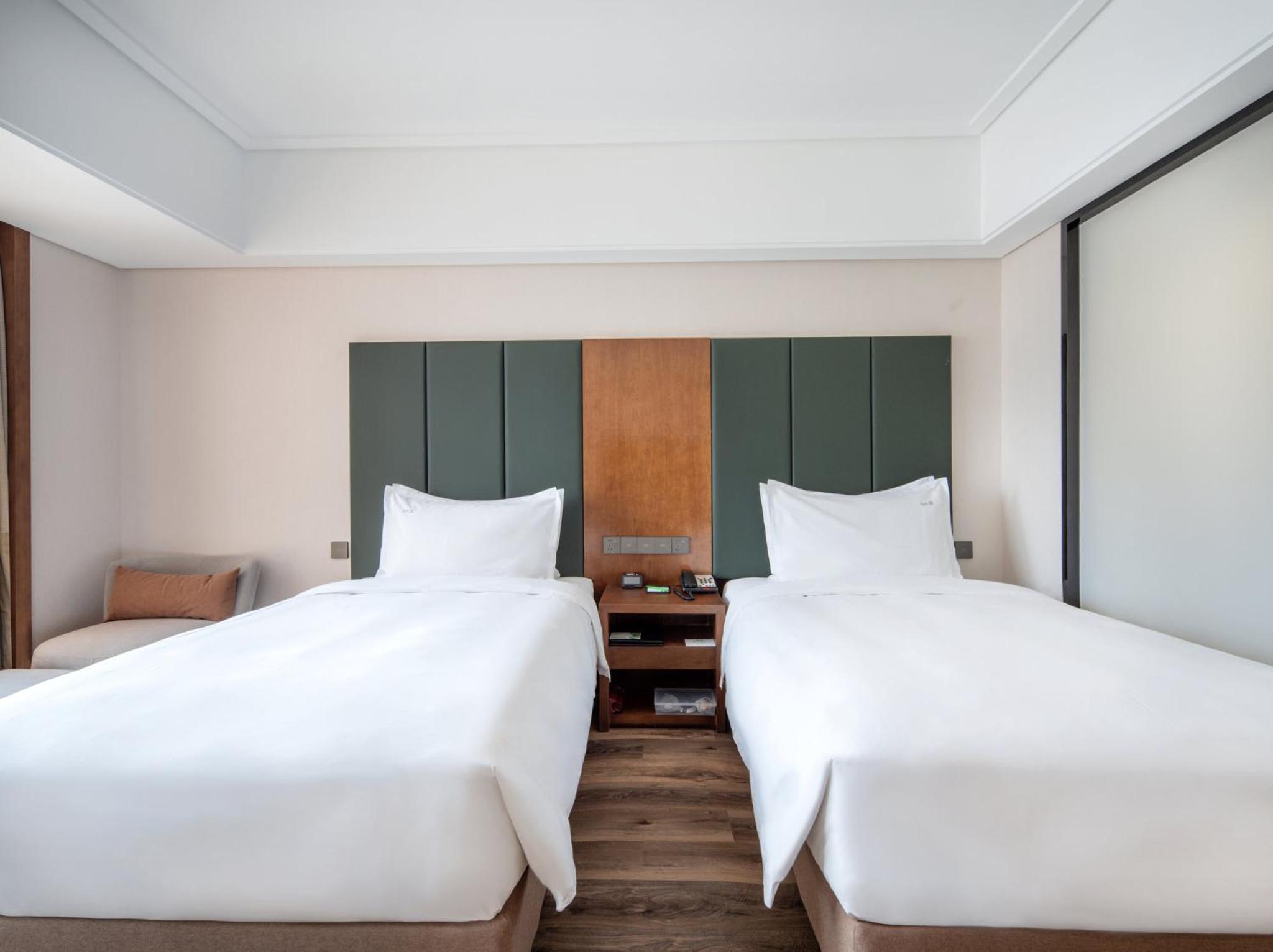 Premium Twin Room