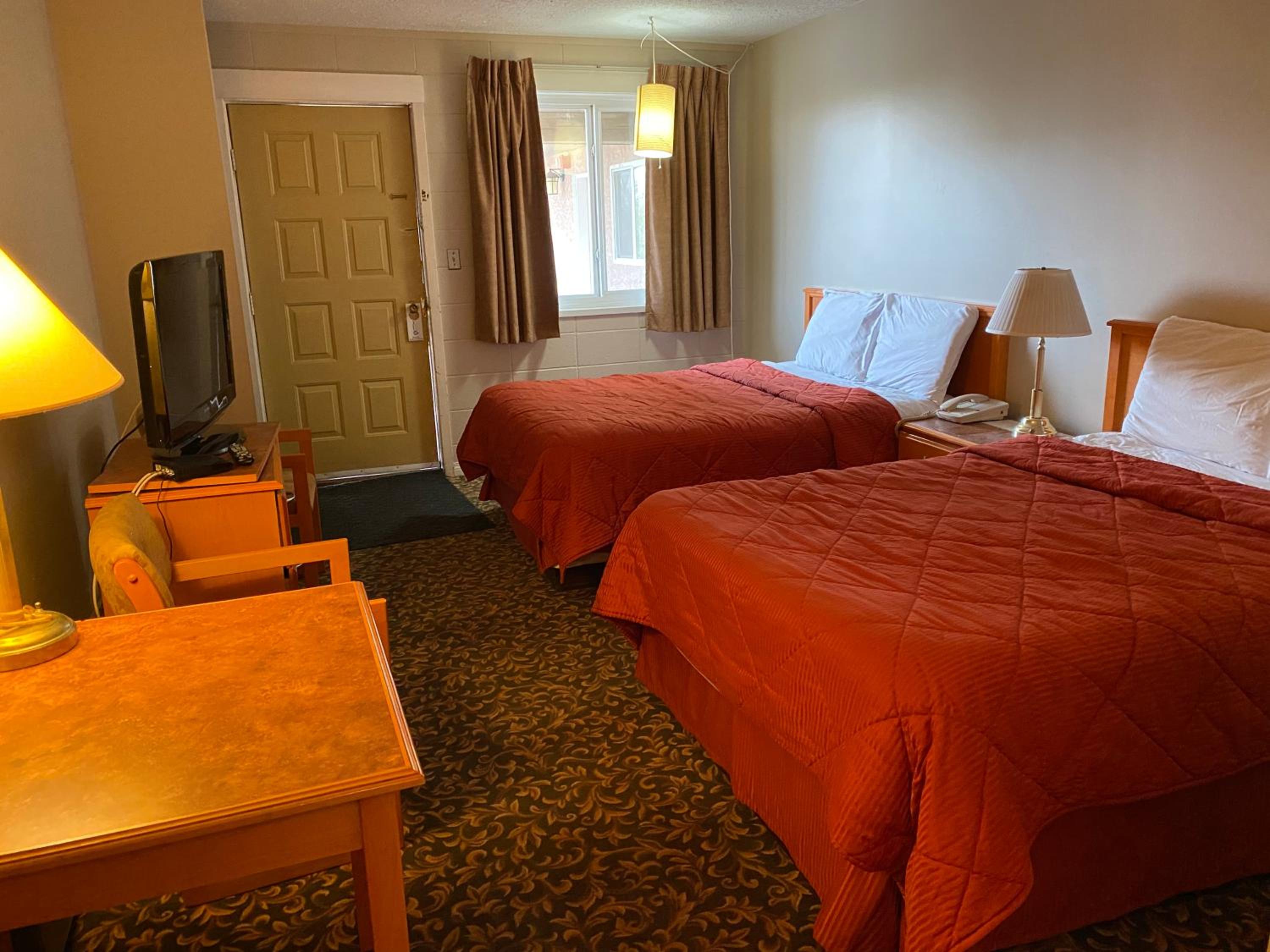 Standard Double Room with Two Double Beds