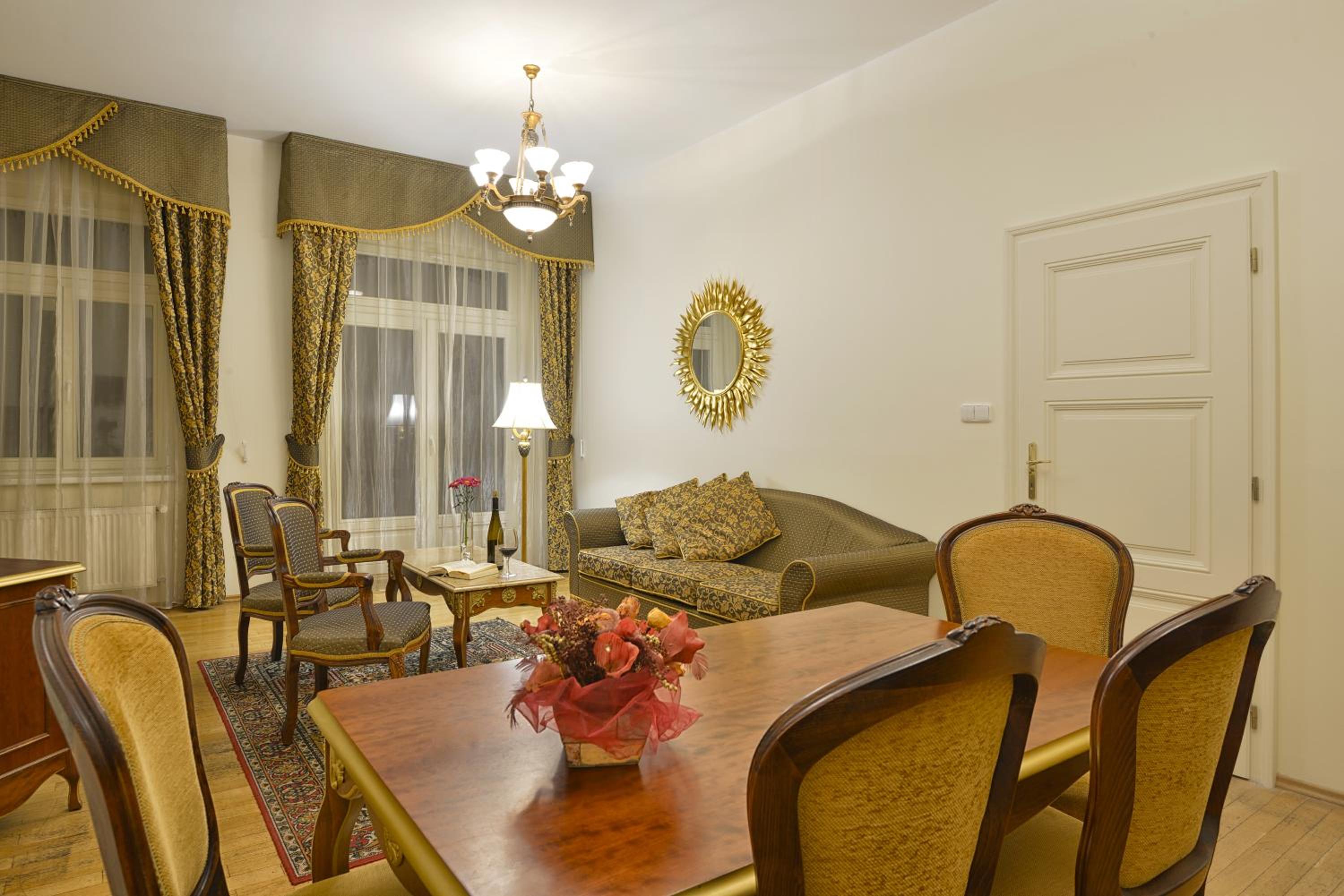 Apartment with Balcony