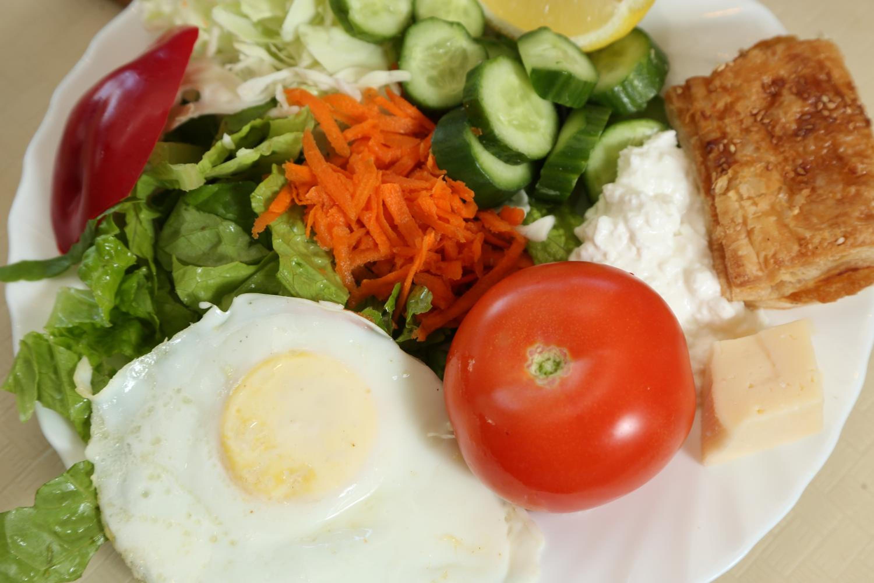 Apartment with Garden View