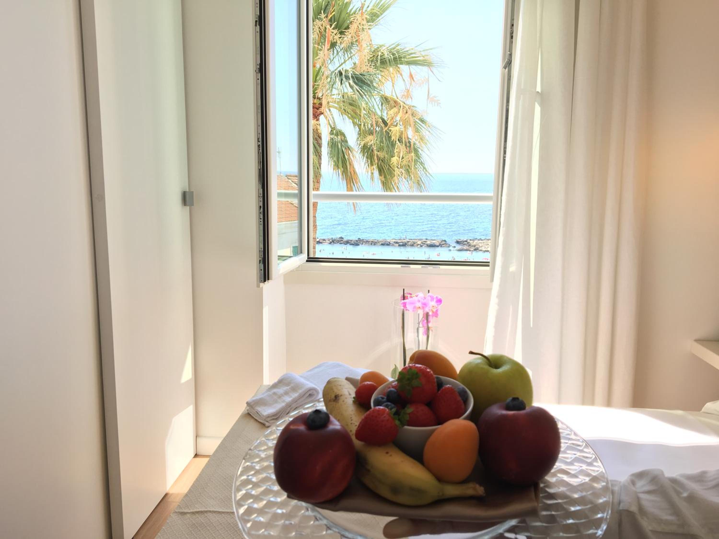 Queen Room with Sea View