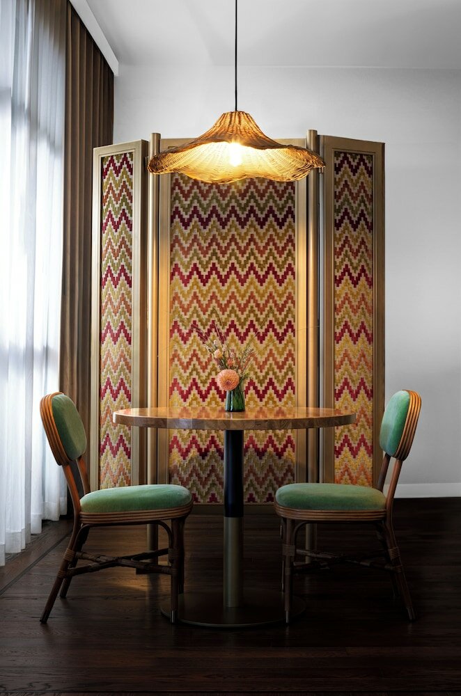 Superior Suite, 1 King Bed (Pool Club Suite)