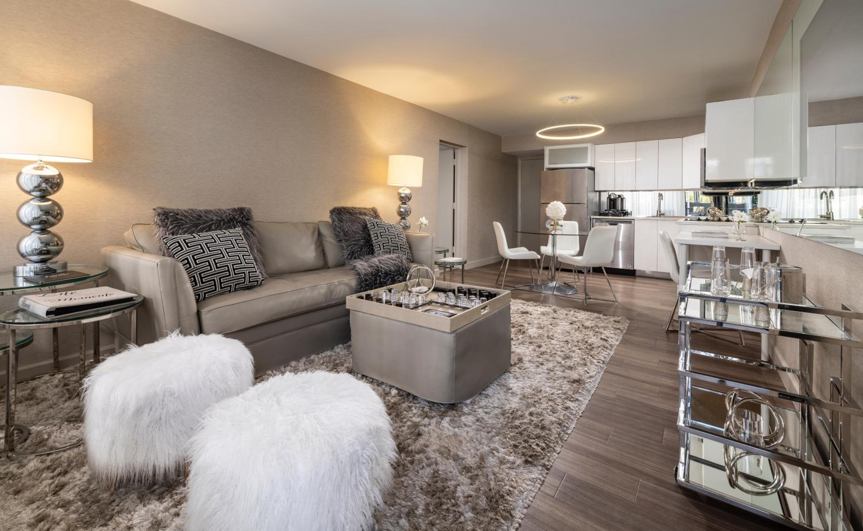 Presidential Apartment Suite