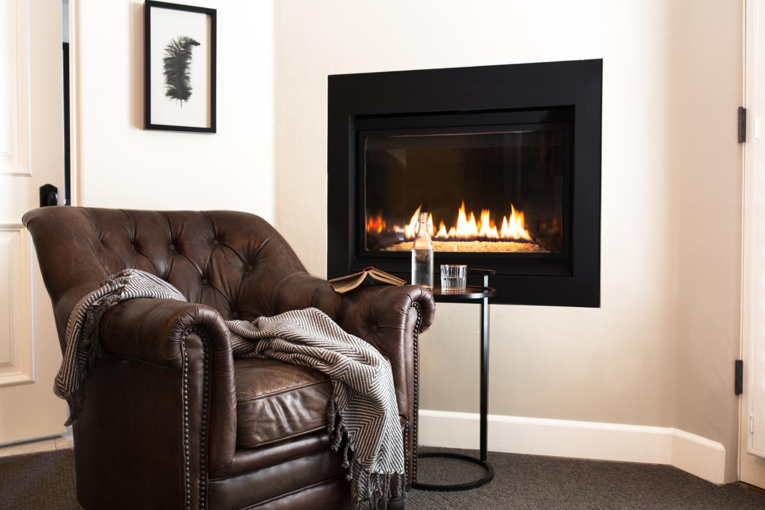 Premium King Room with Fireplace