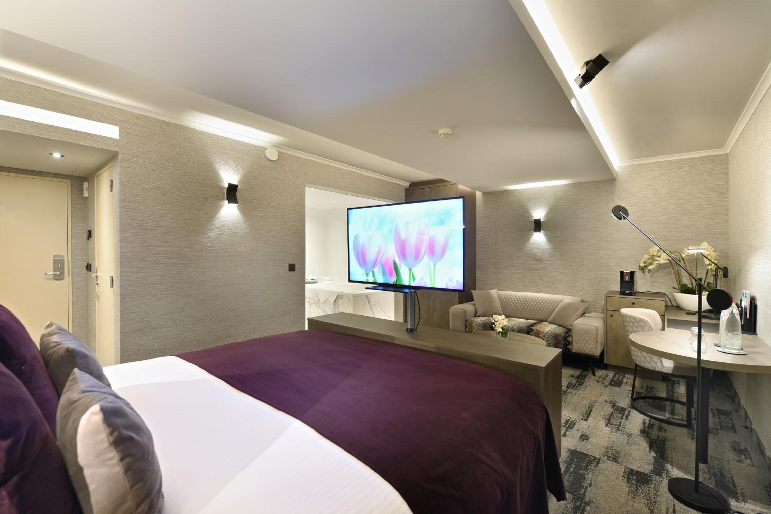 Executive Suite