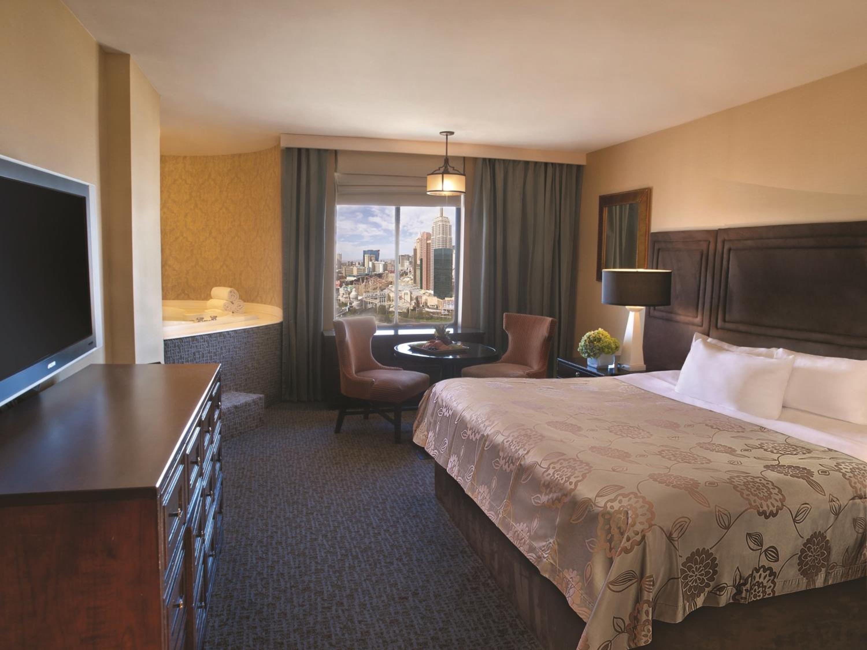 Newly Renovated Resort Superior King