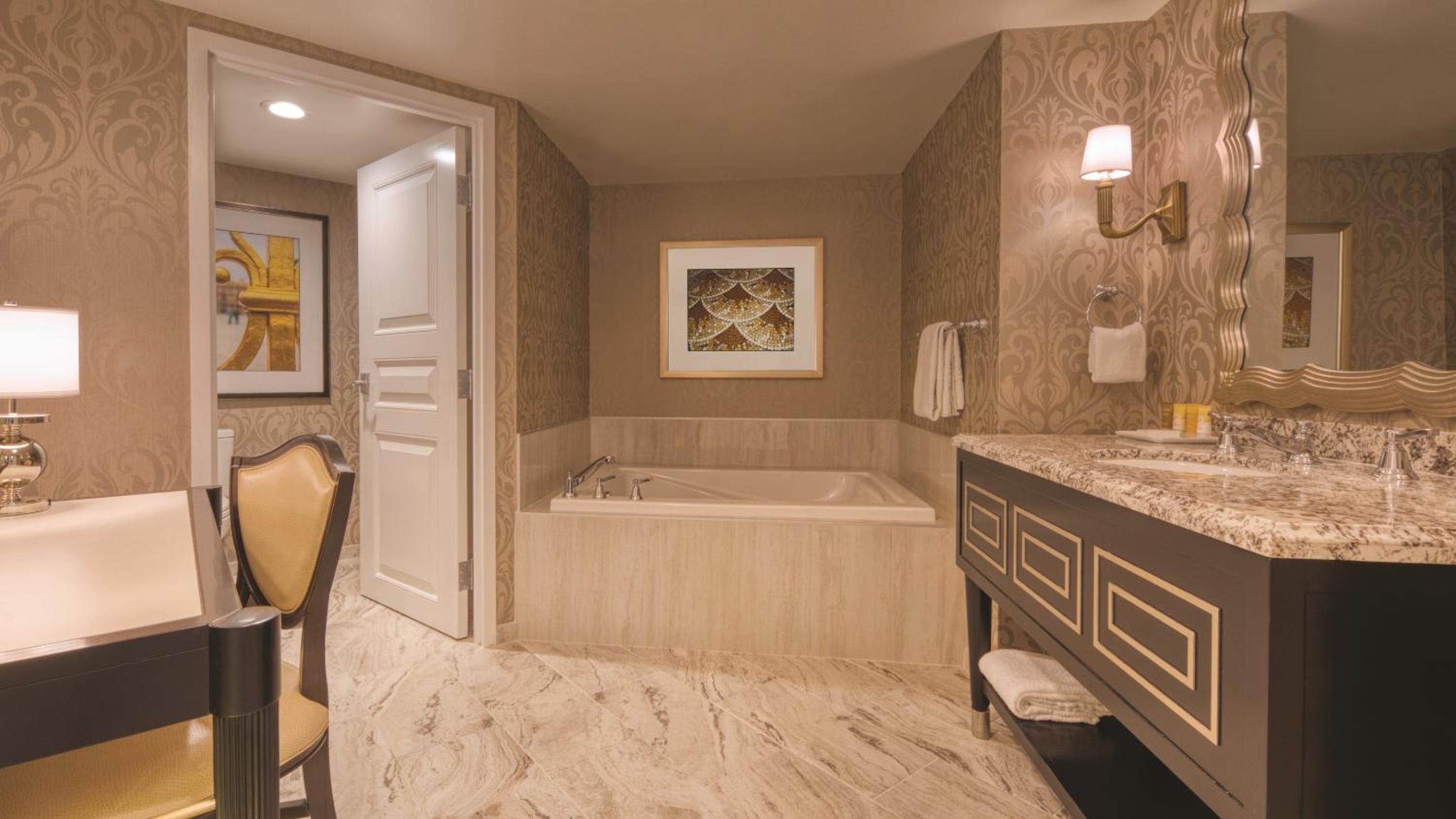 Bordeaux Calais Suite King