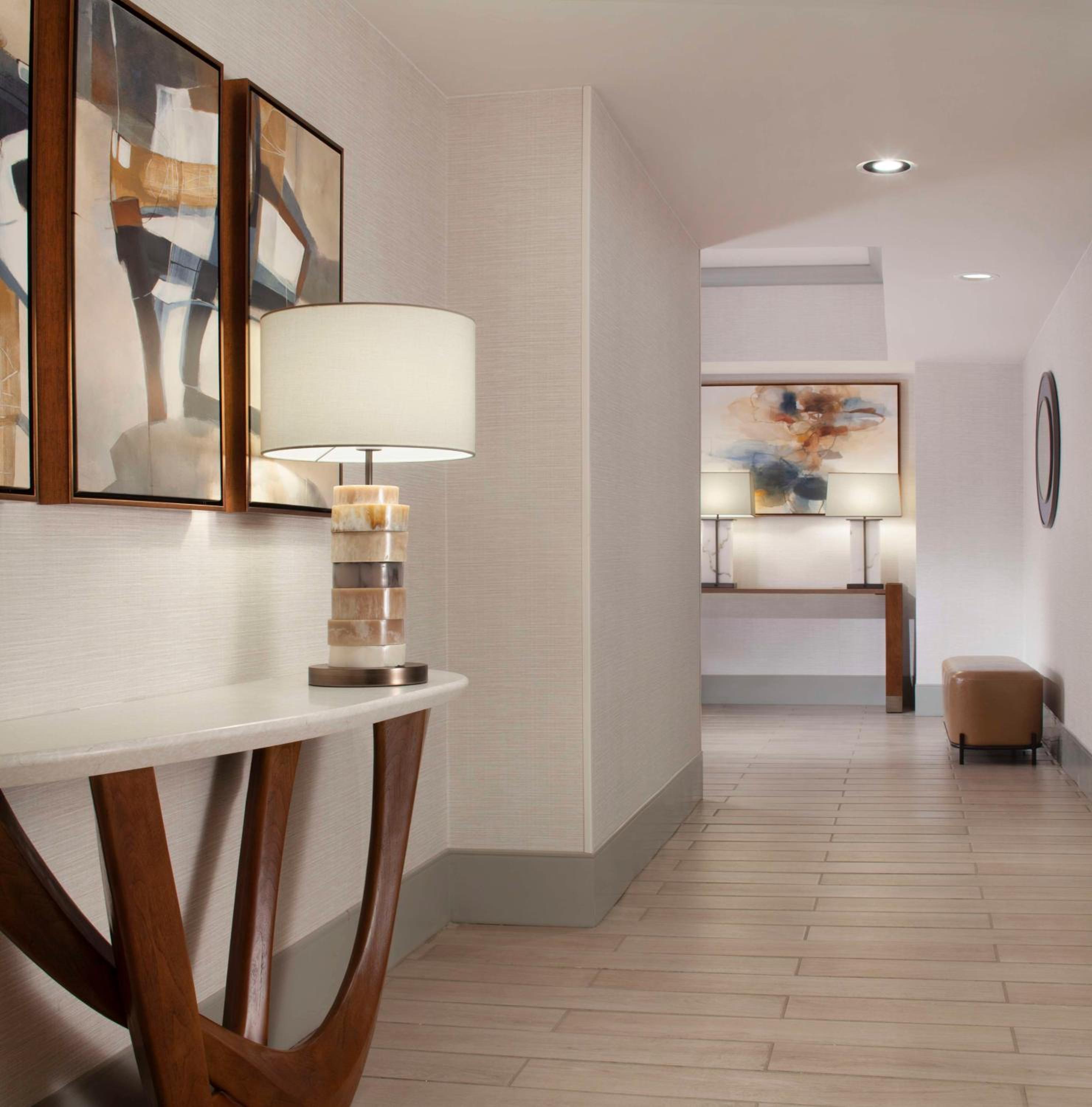 Tower Premier One-Bedroom King Suite