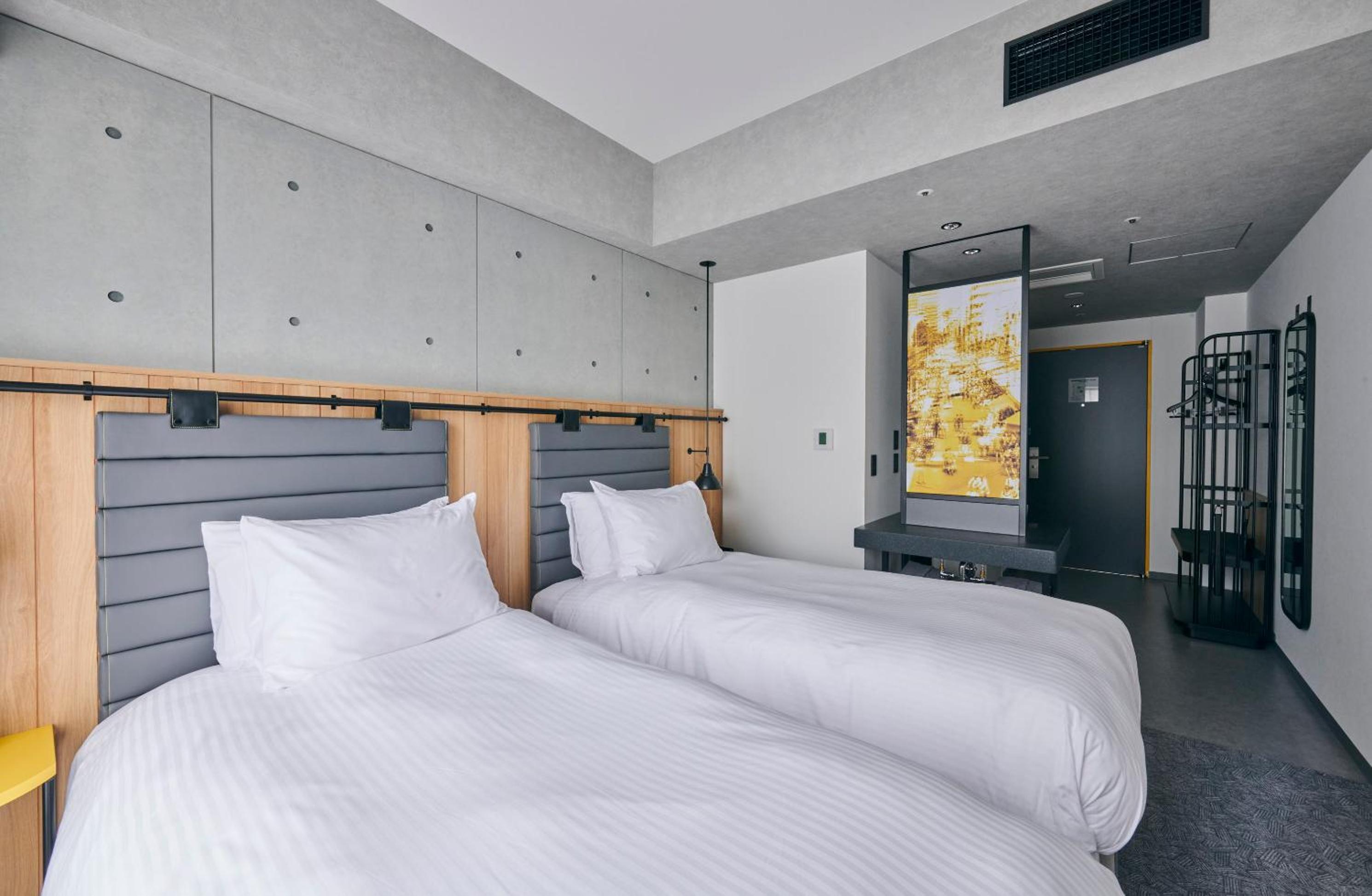 Standard Twin Room - Non-Smoking