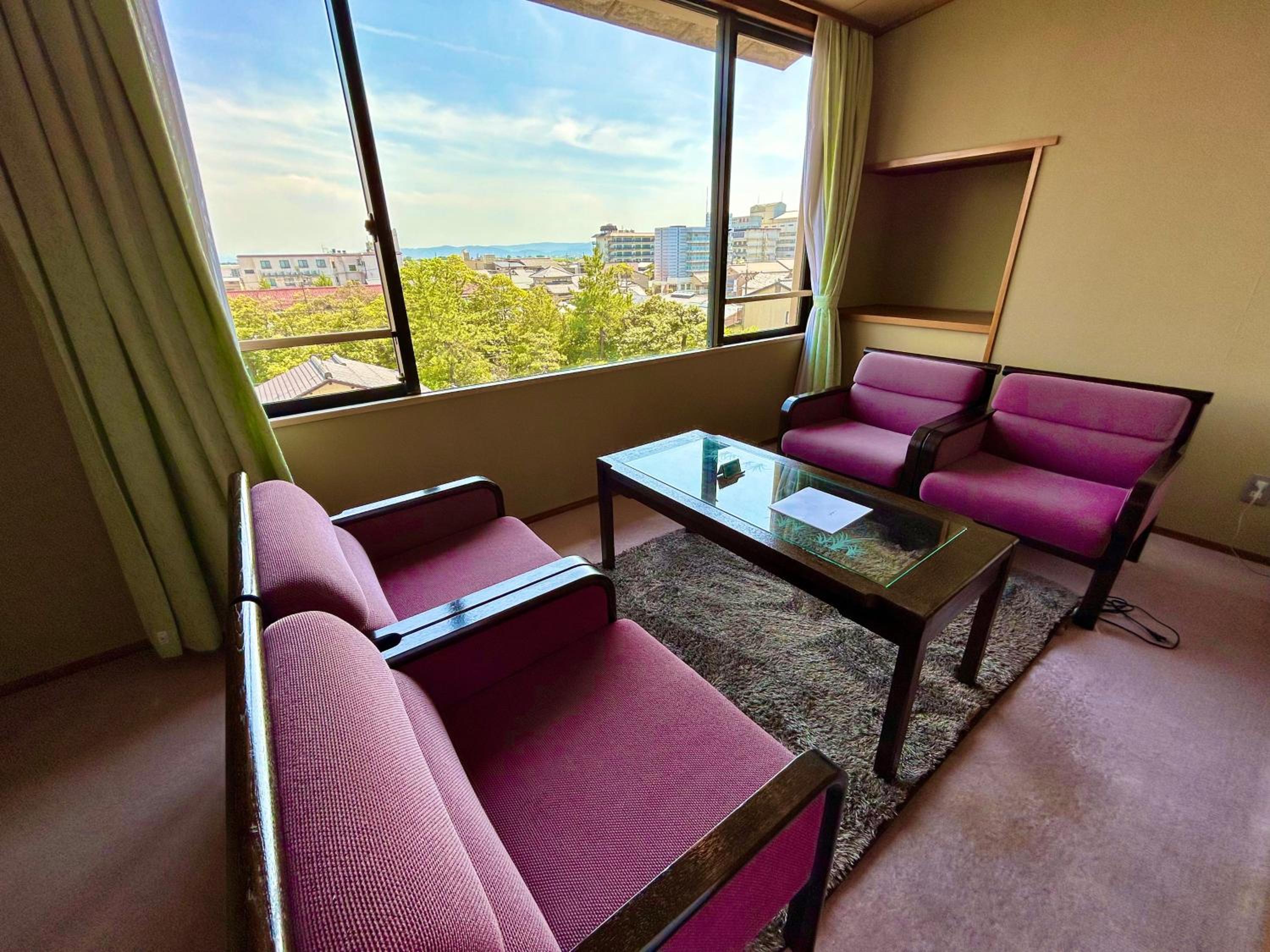 Junior Suite