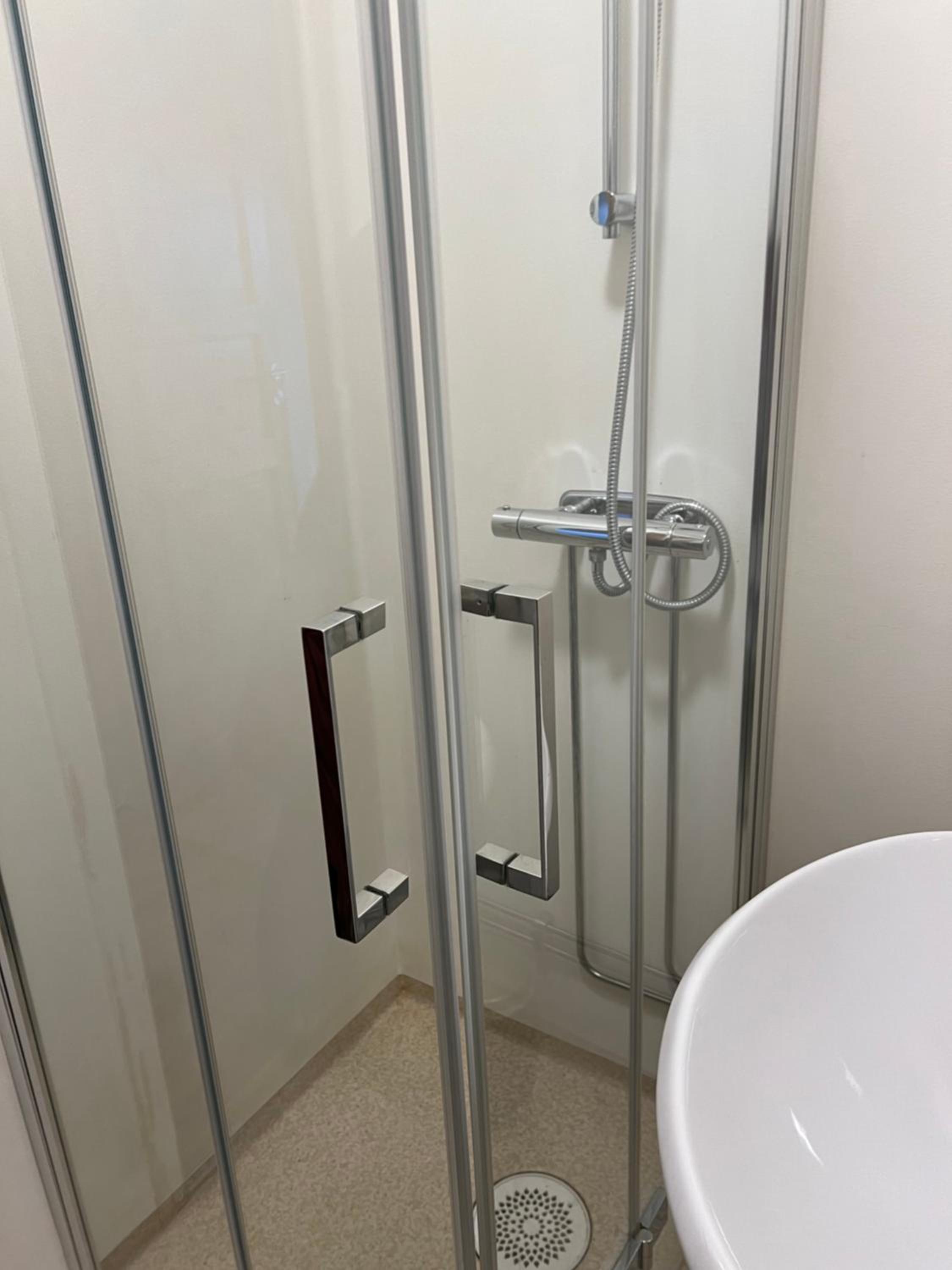 Apartment (6 Adults) with Free Parking