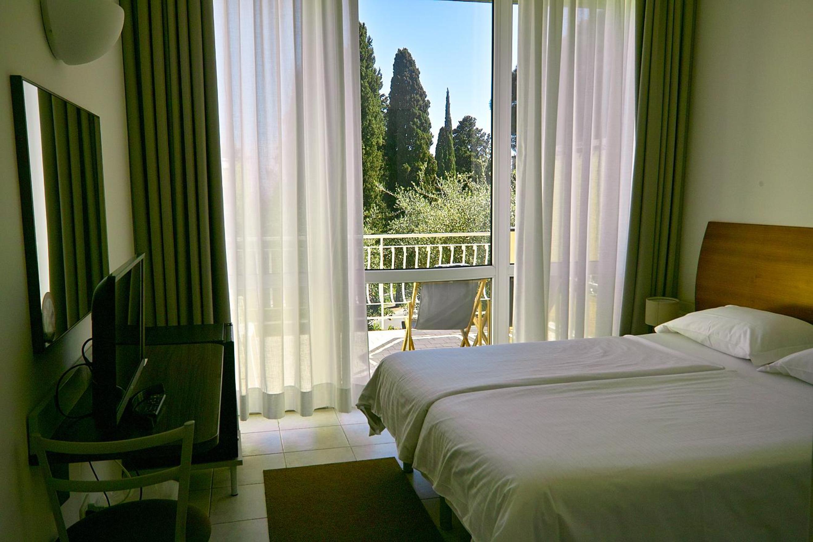 Standard Double Plus Room with Terrace
