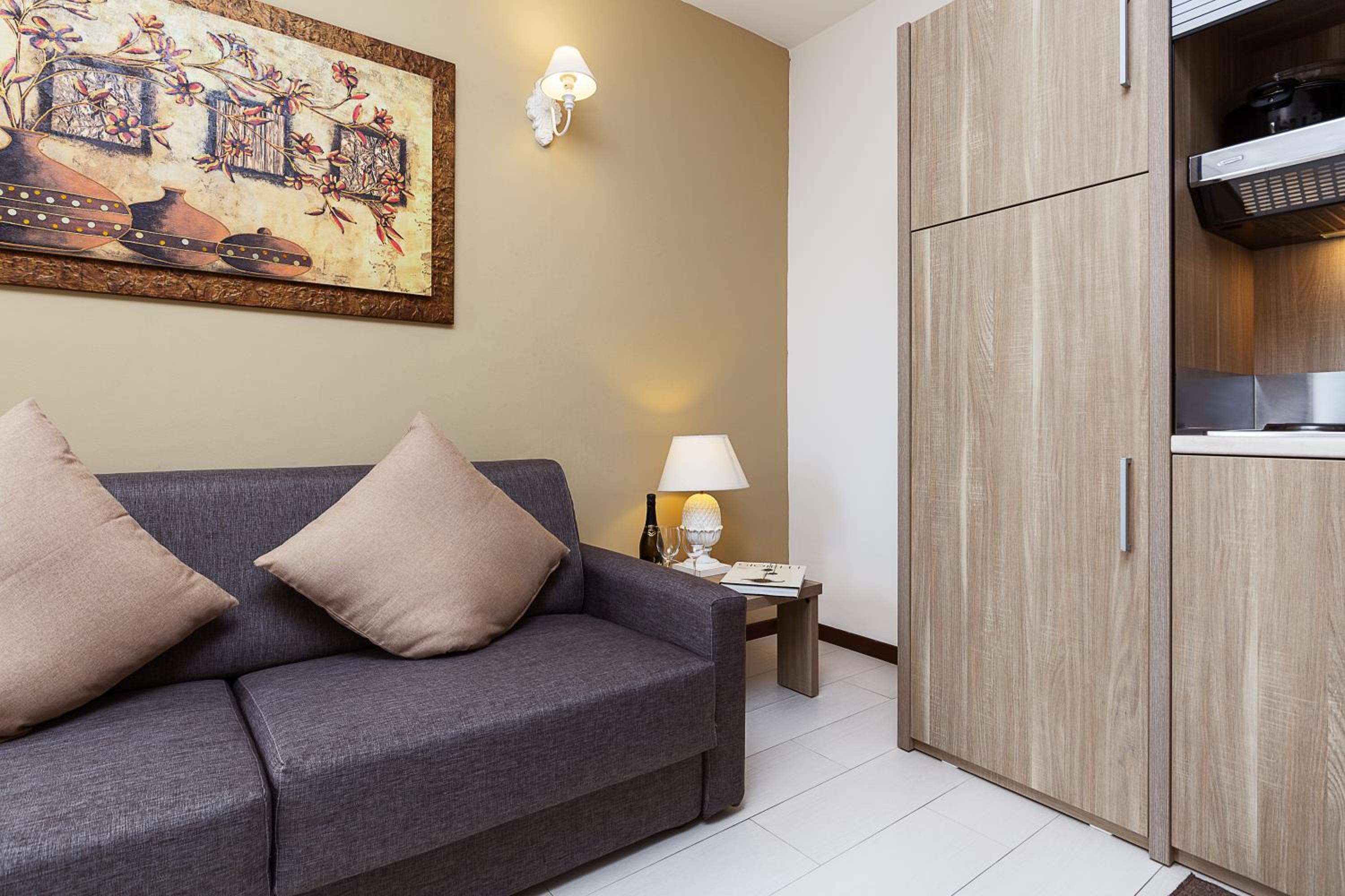 One-Bedroom Apartment with Terrace