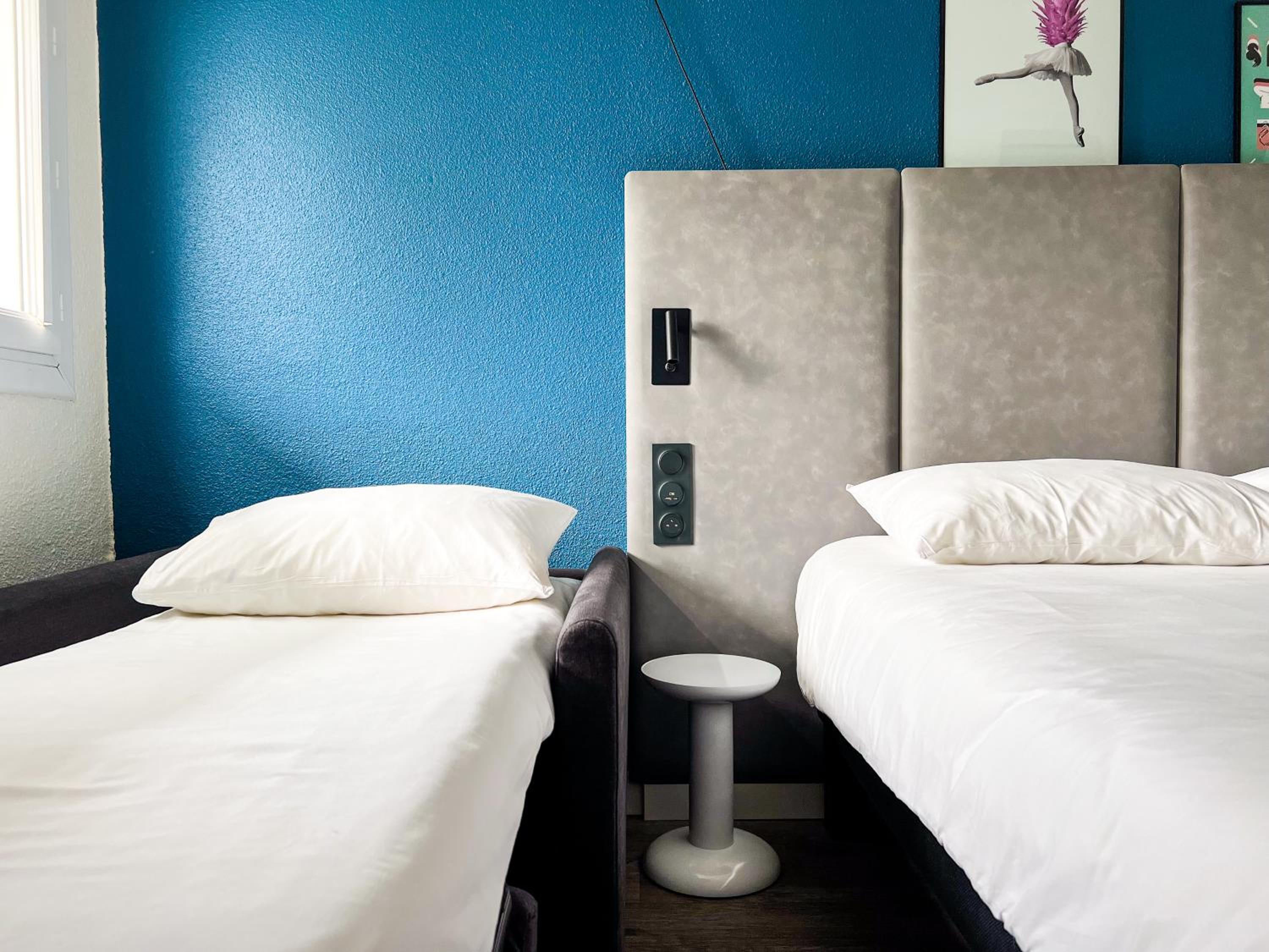 Double Room (2 Adults + 1 Child)