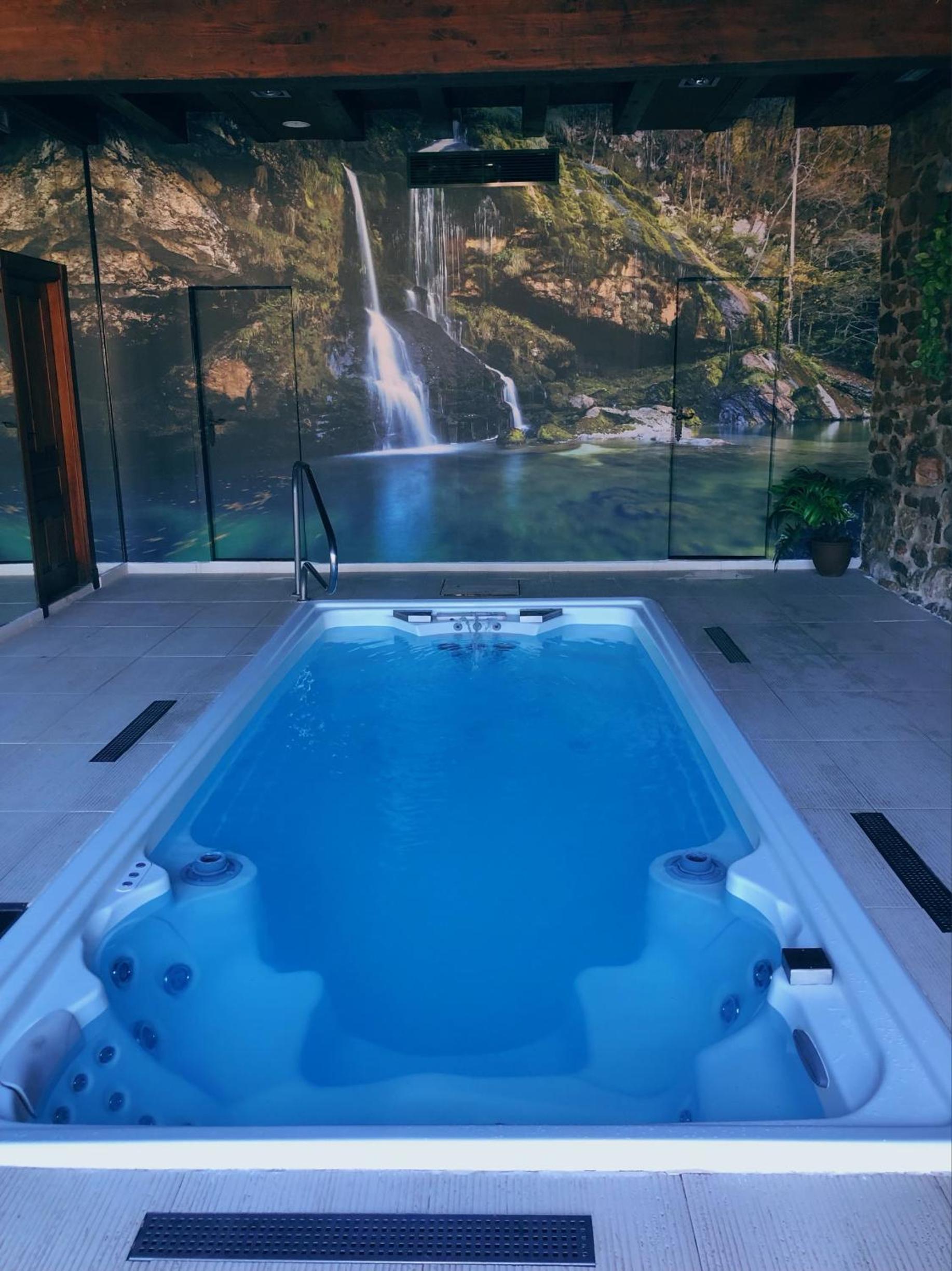 Double Room with Hydromassage Bath and Spa Access