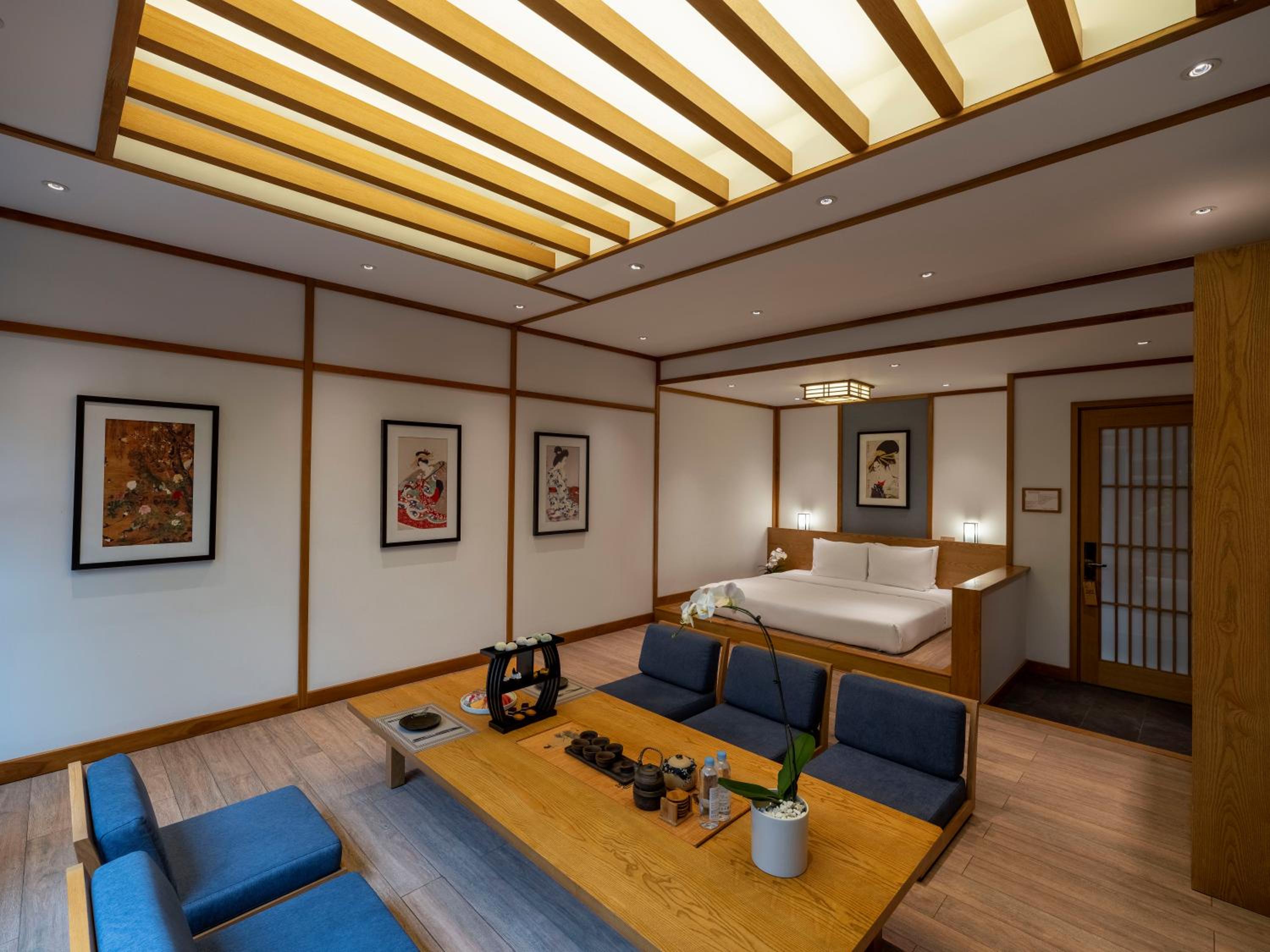 Washitsu Omoteashi with Public Onsen