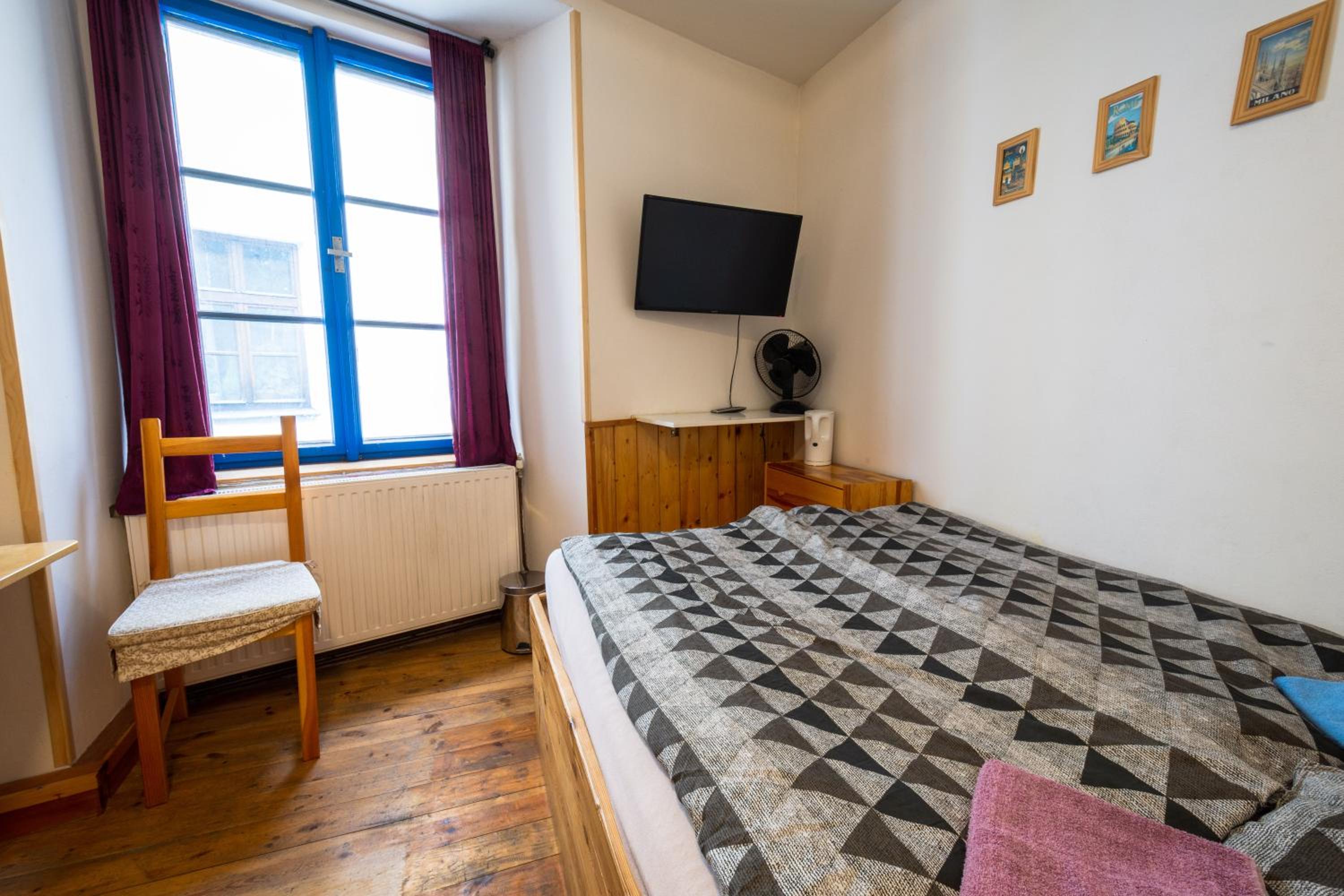 Deluxe Double Room with Shower