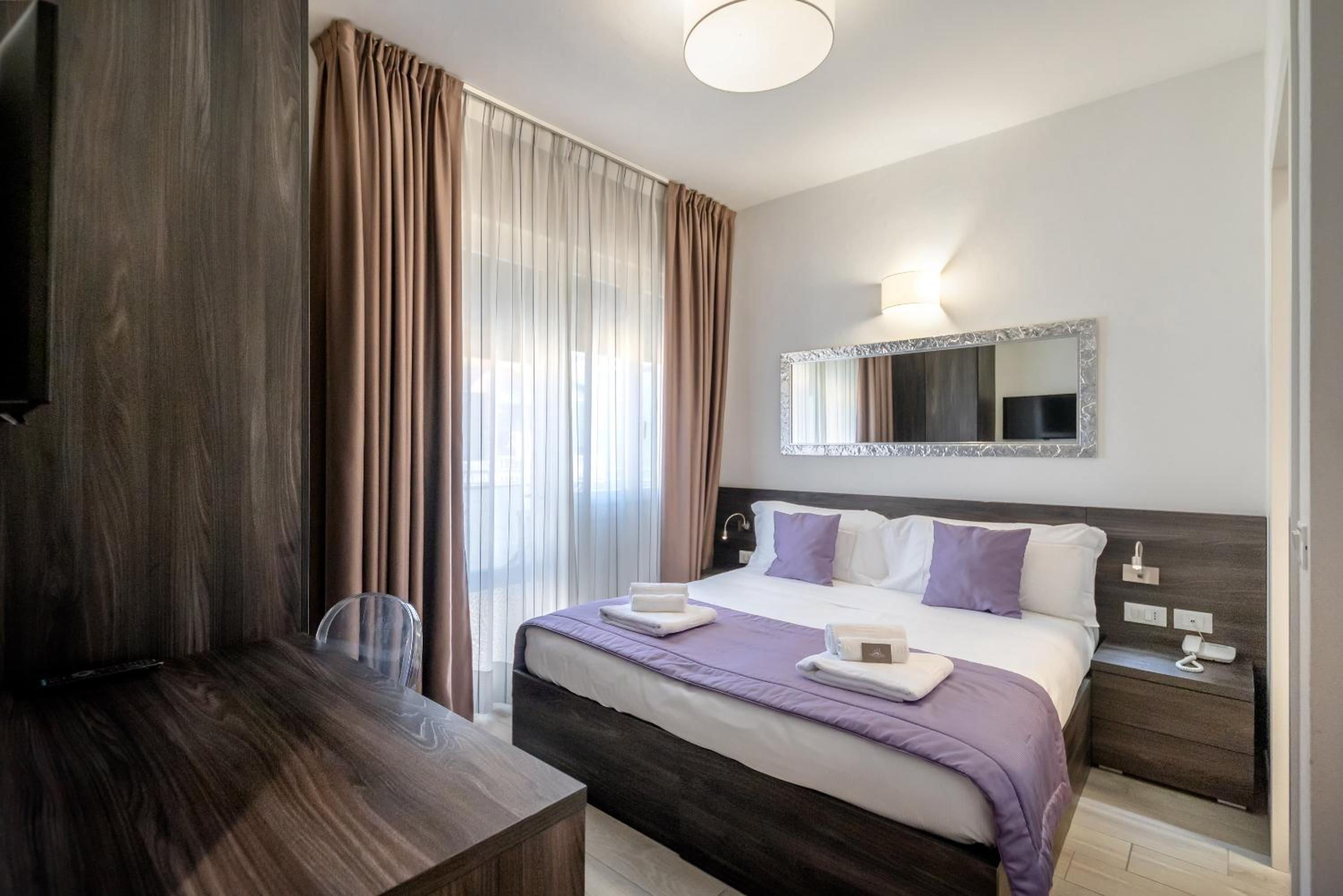 Superior Small Room with Balcony