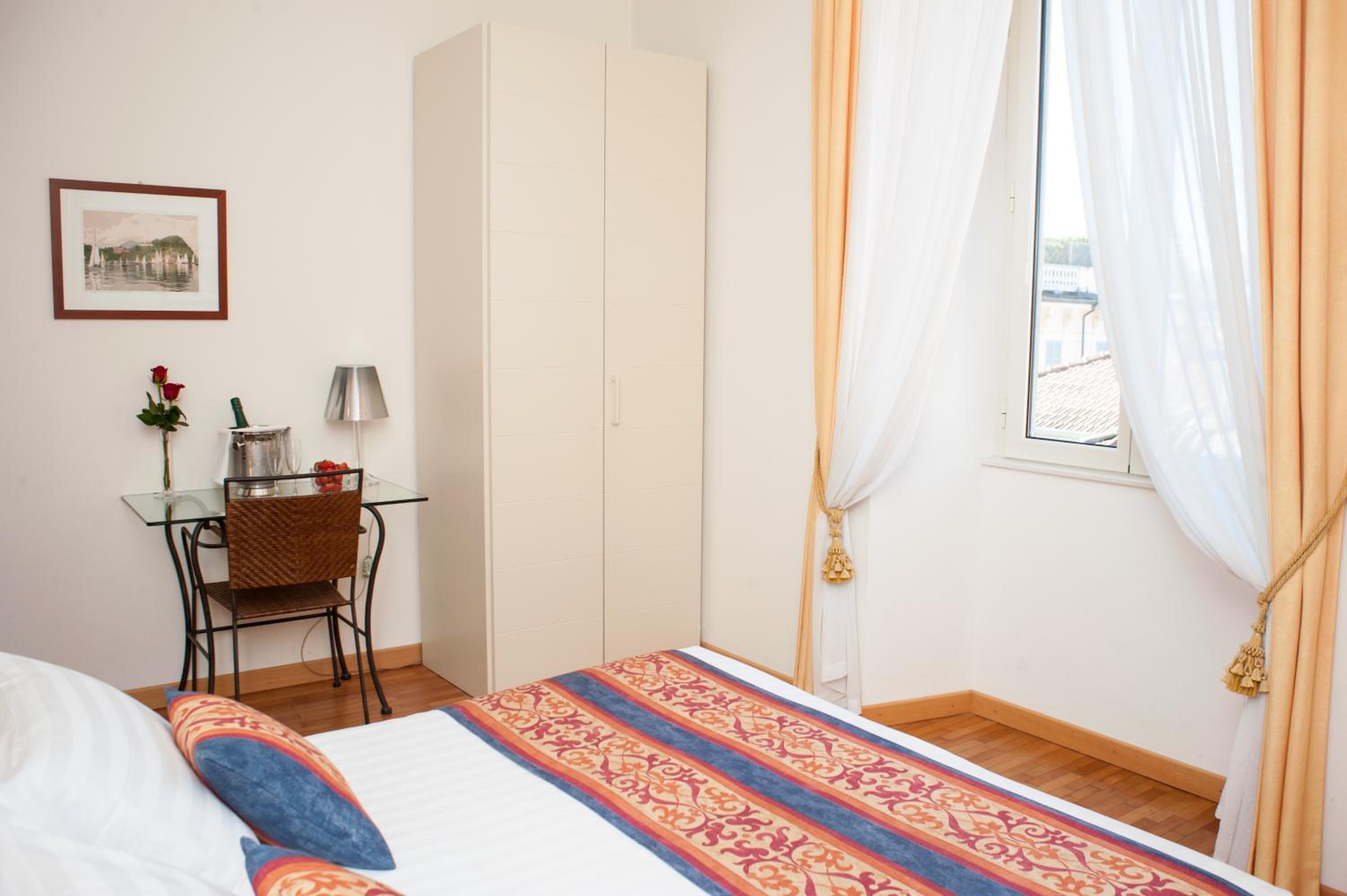 Double or Twin Room with City View