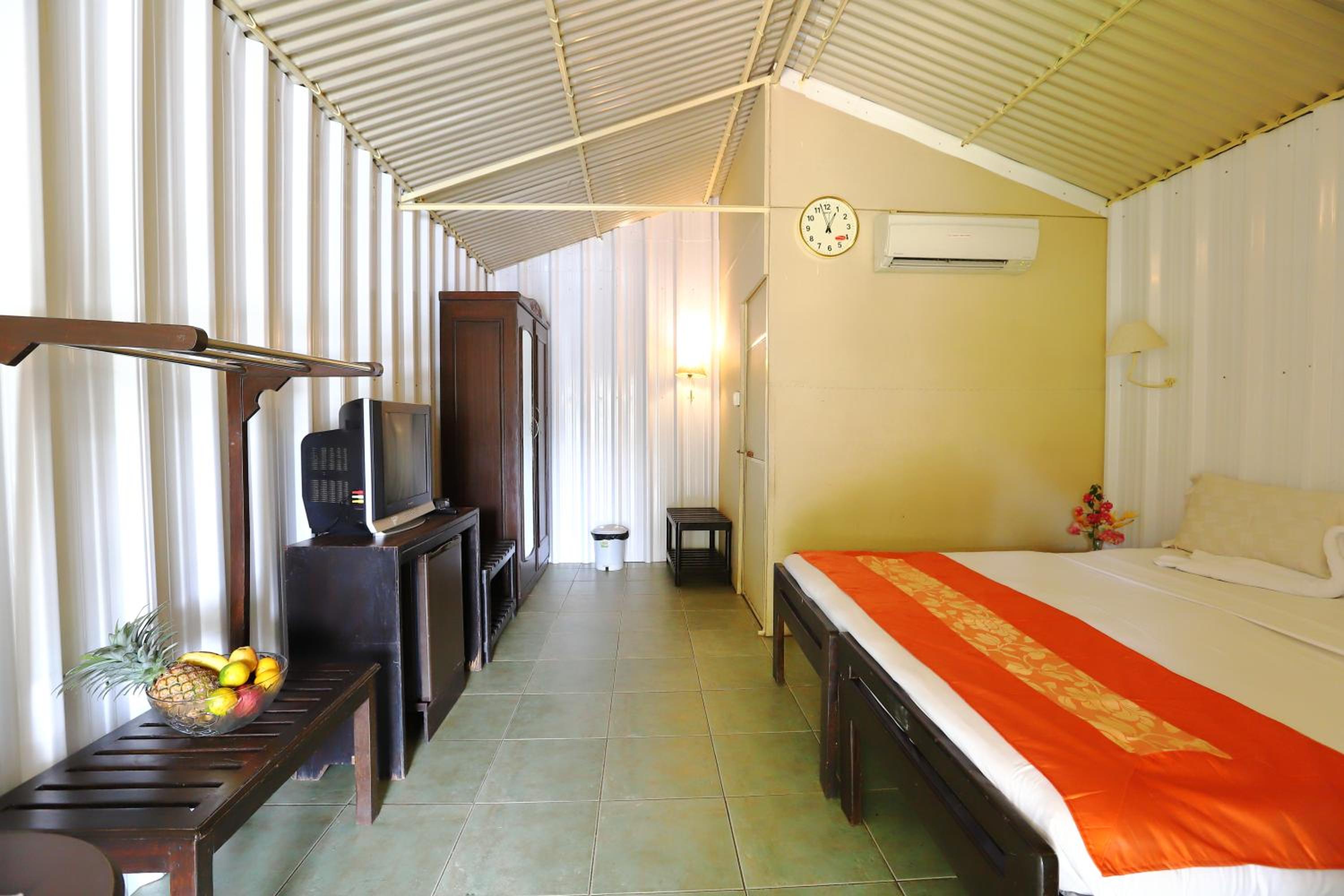 Standard Fabric Cottage