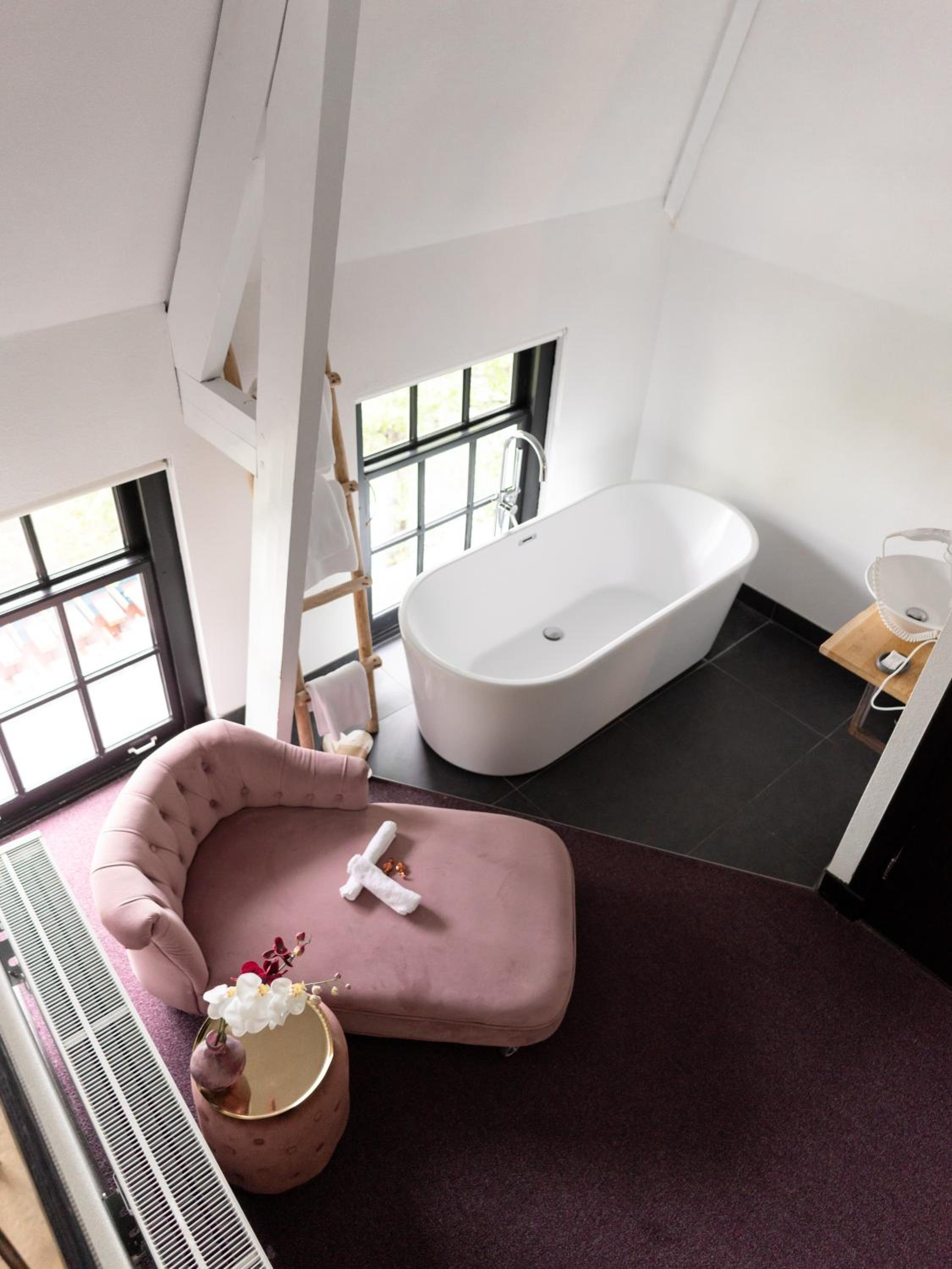 King Suite with Bath