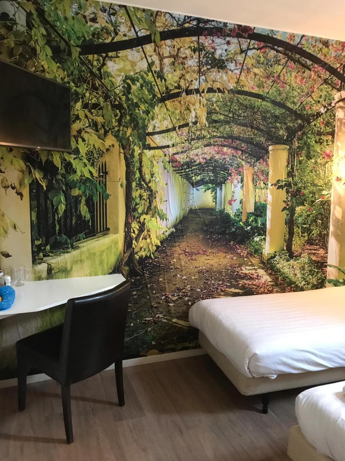 Economy Twin Room
