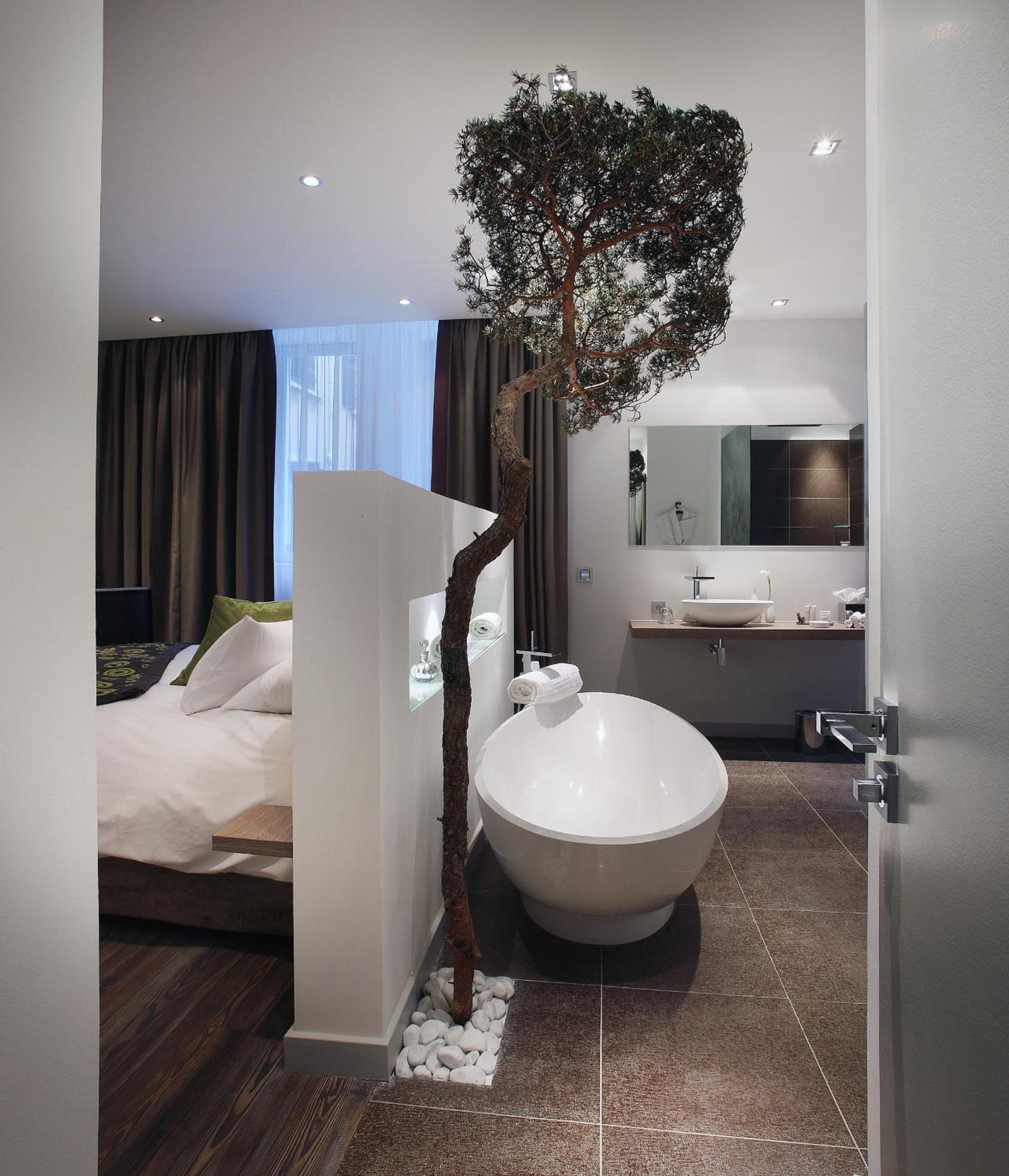 Executive Suite with balcony