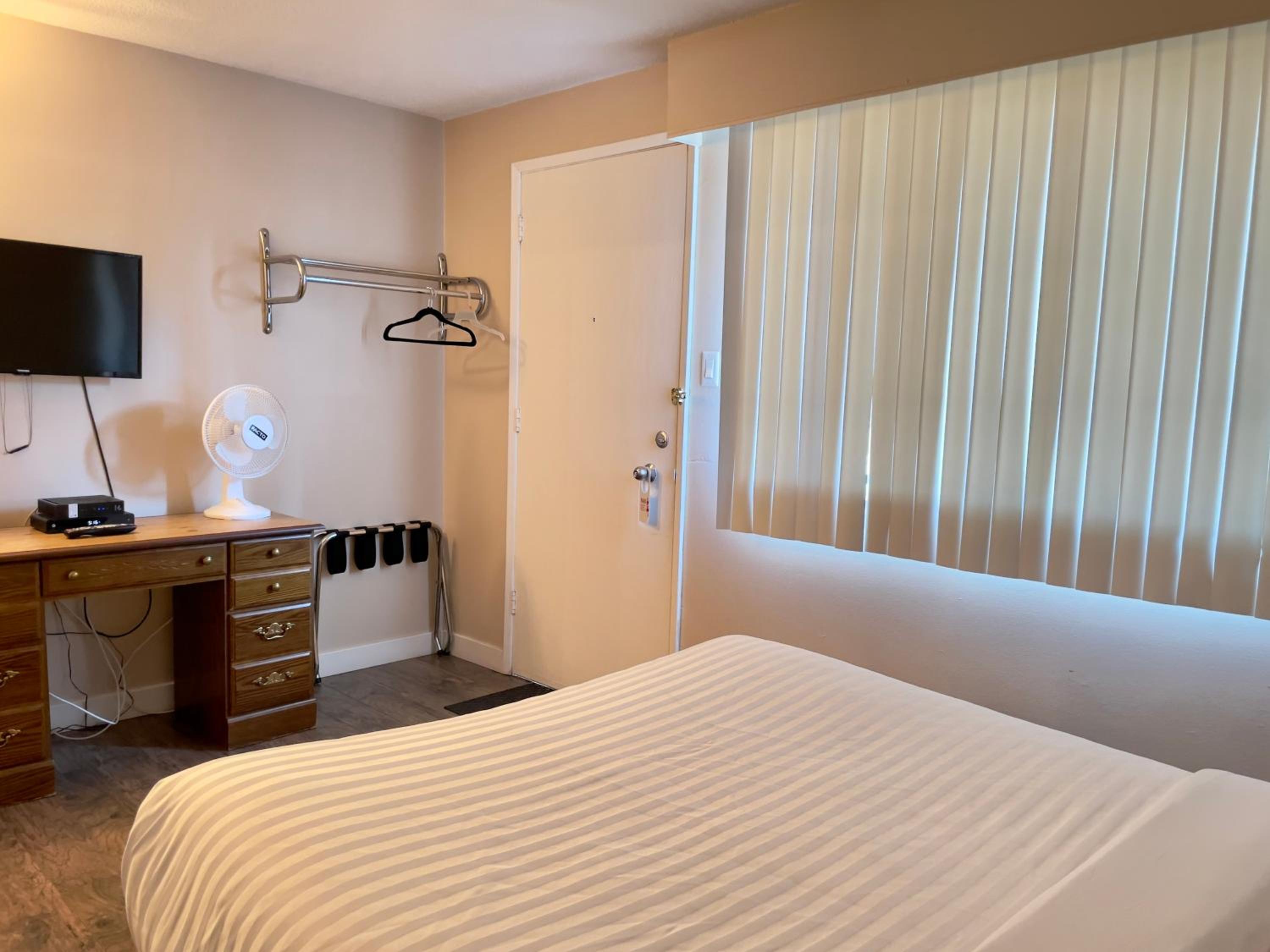 Queen Room