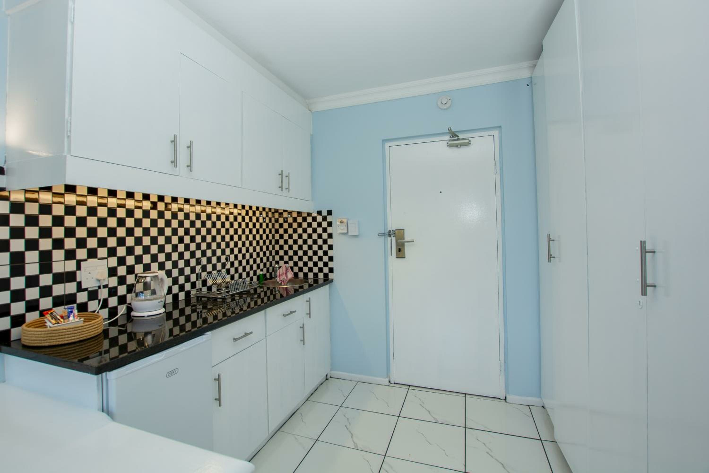 Studio with Mountain View