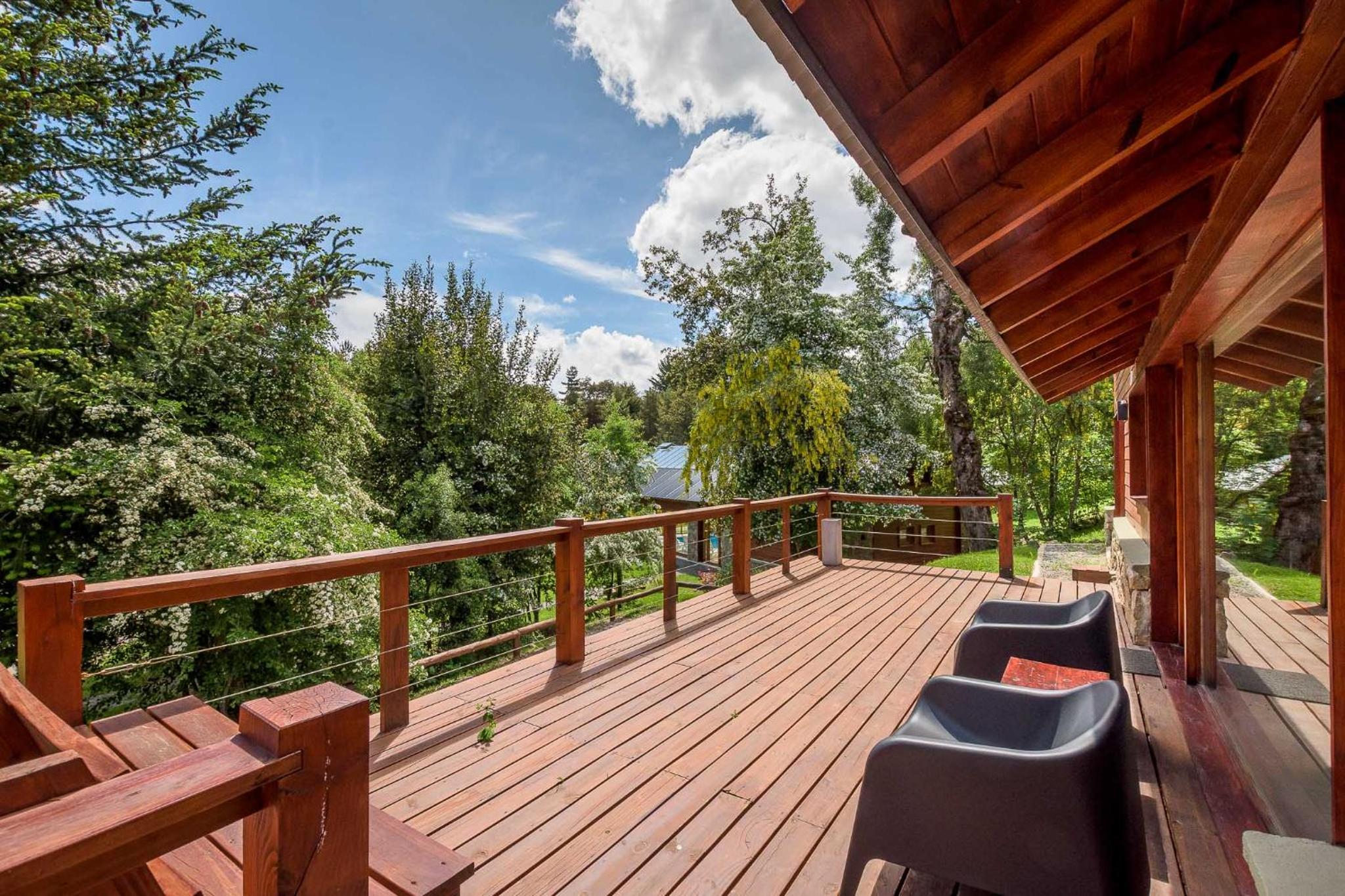 Deluxe Bungalow with Garden View