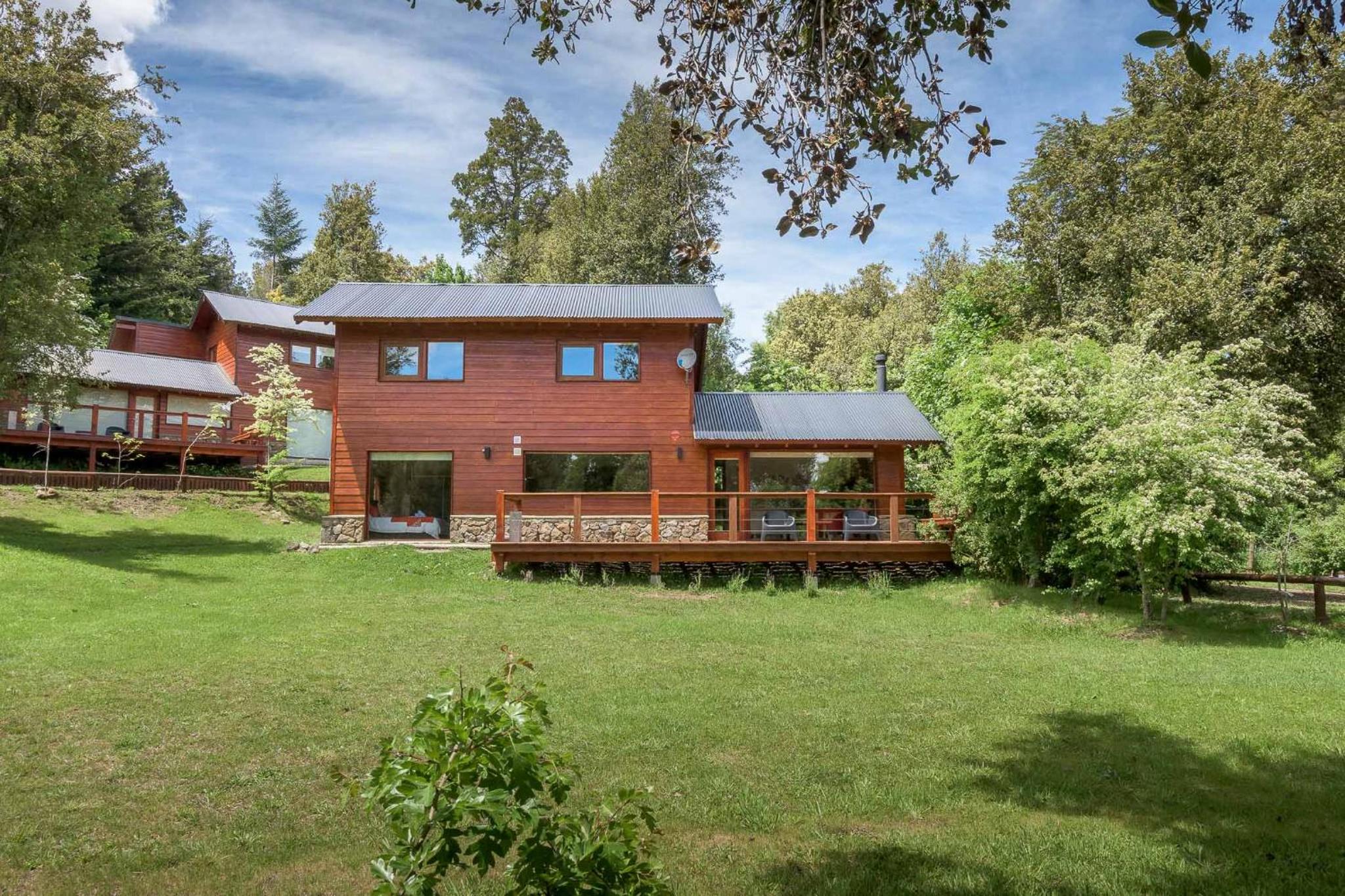 Deluxe Bungalow with Garden View