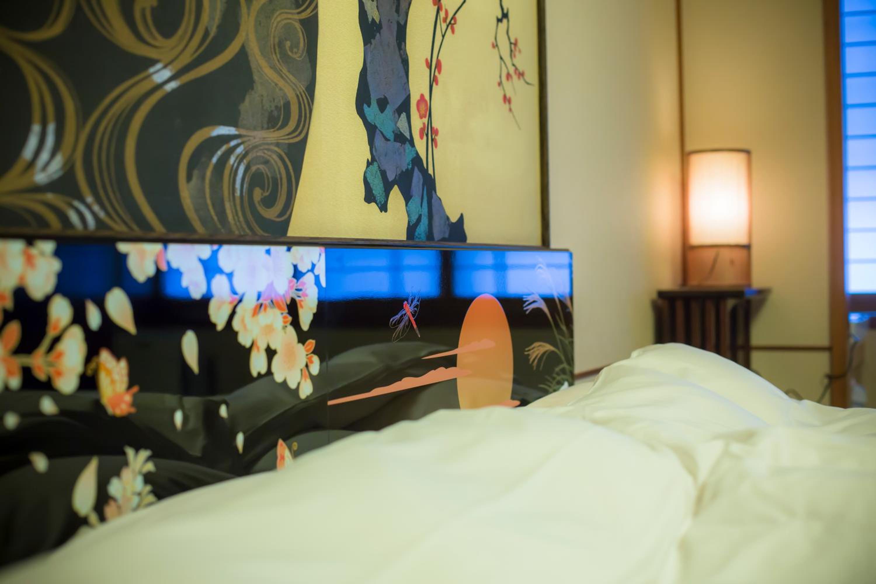 Superior Twin Room with Tatami Floor - Breakfast and Seasonal Kaiseki Dinner Included