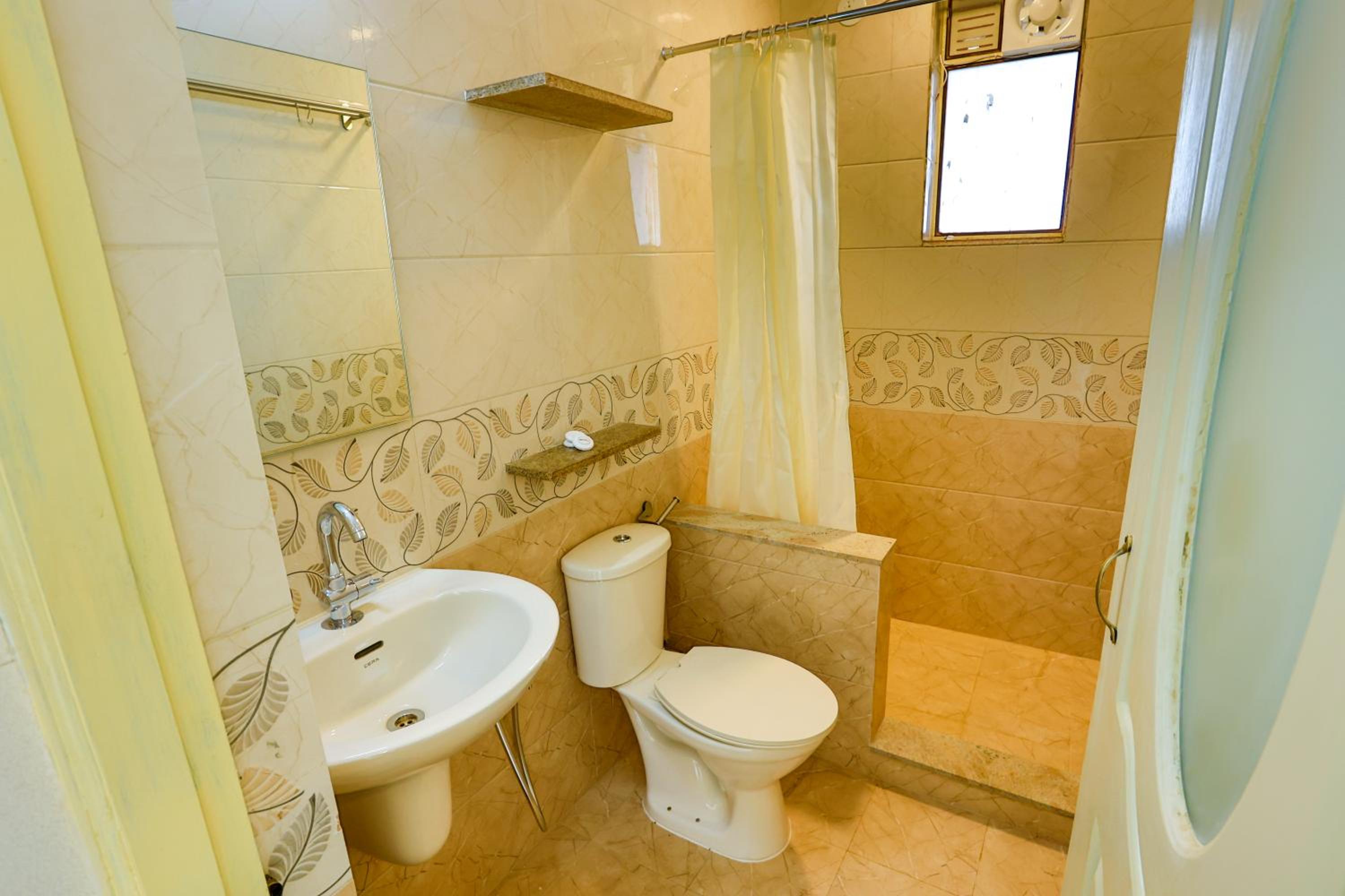 Deluxe Room with Lake View