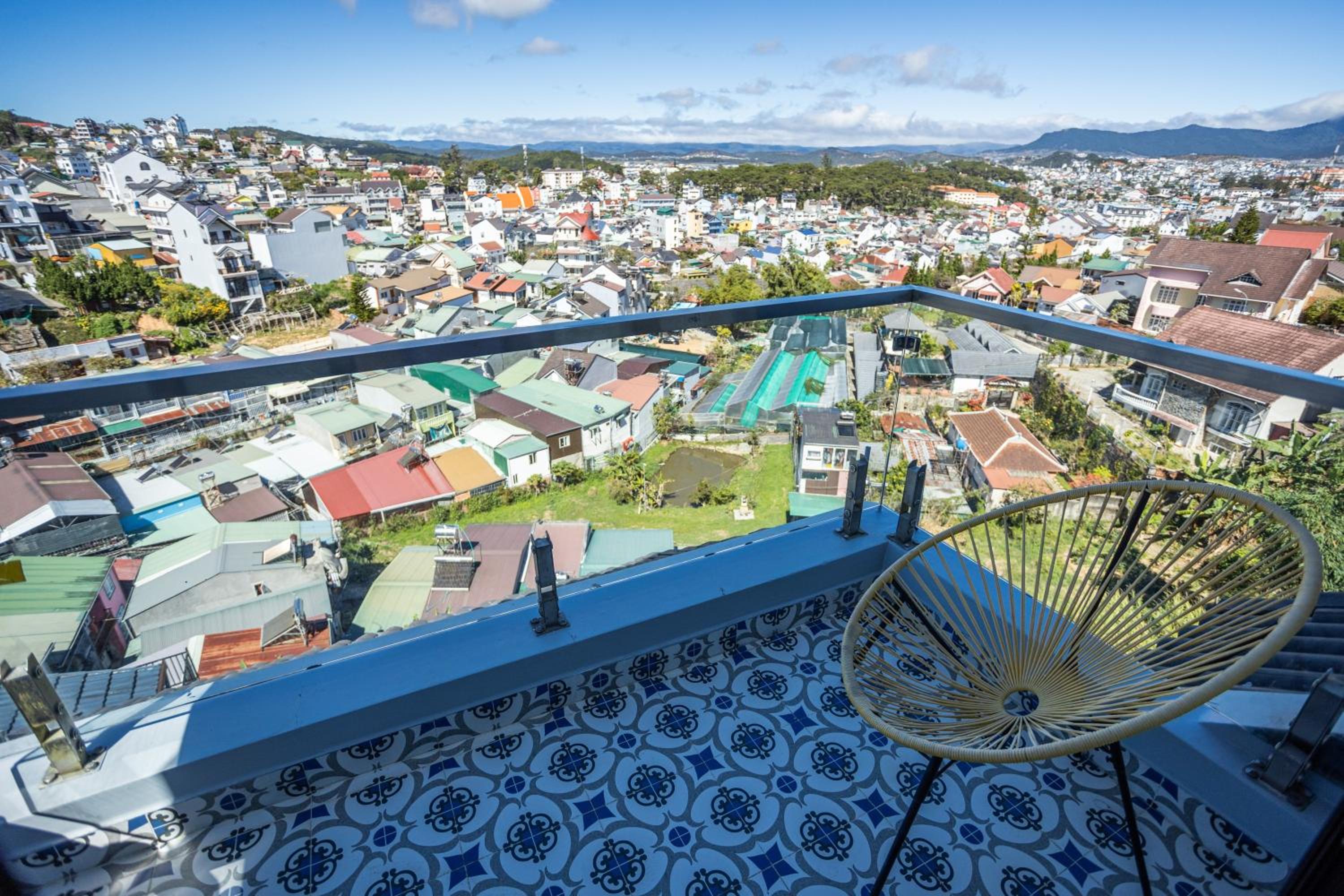 Queen Room With Balcony