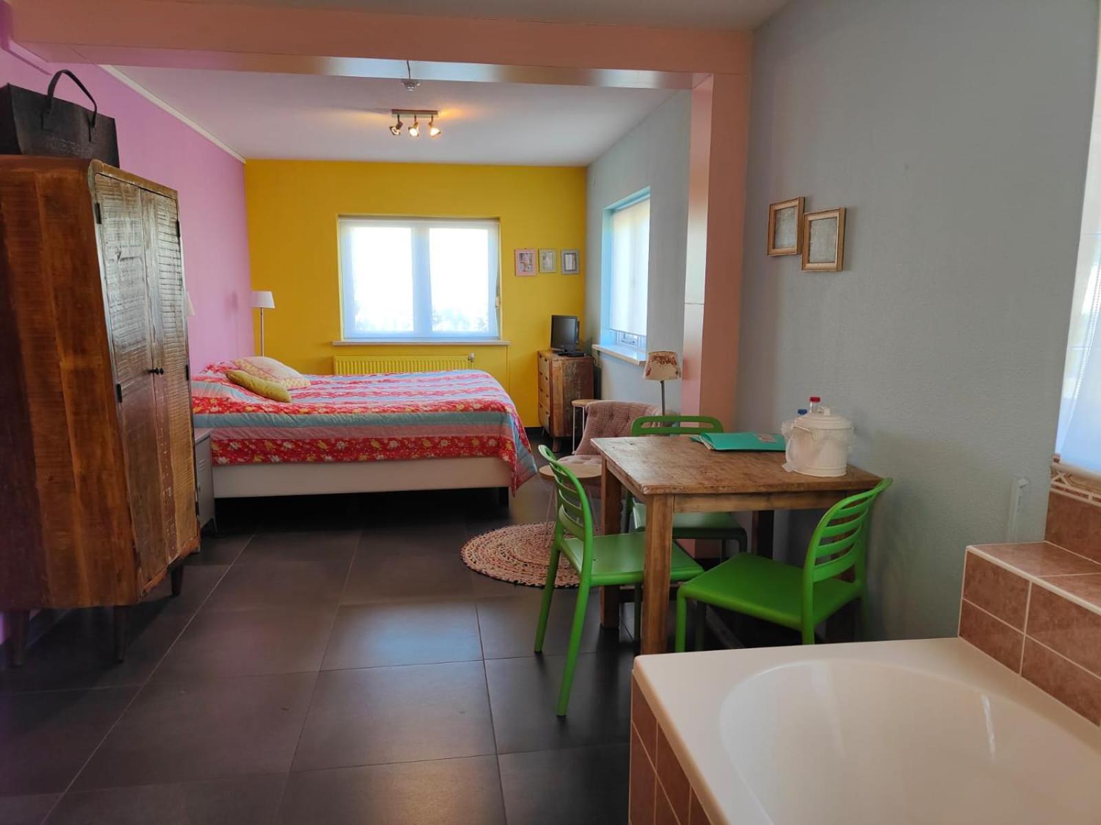 Queen Room