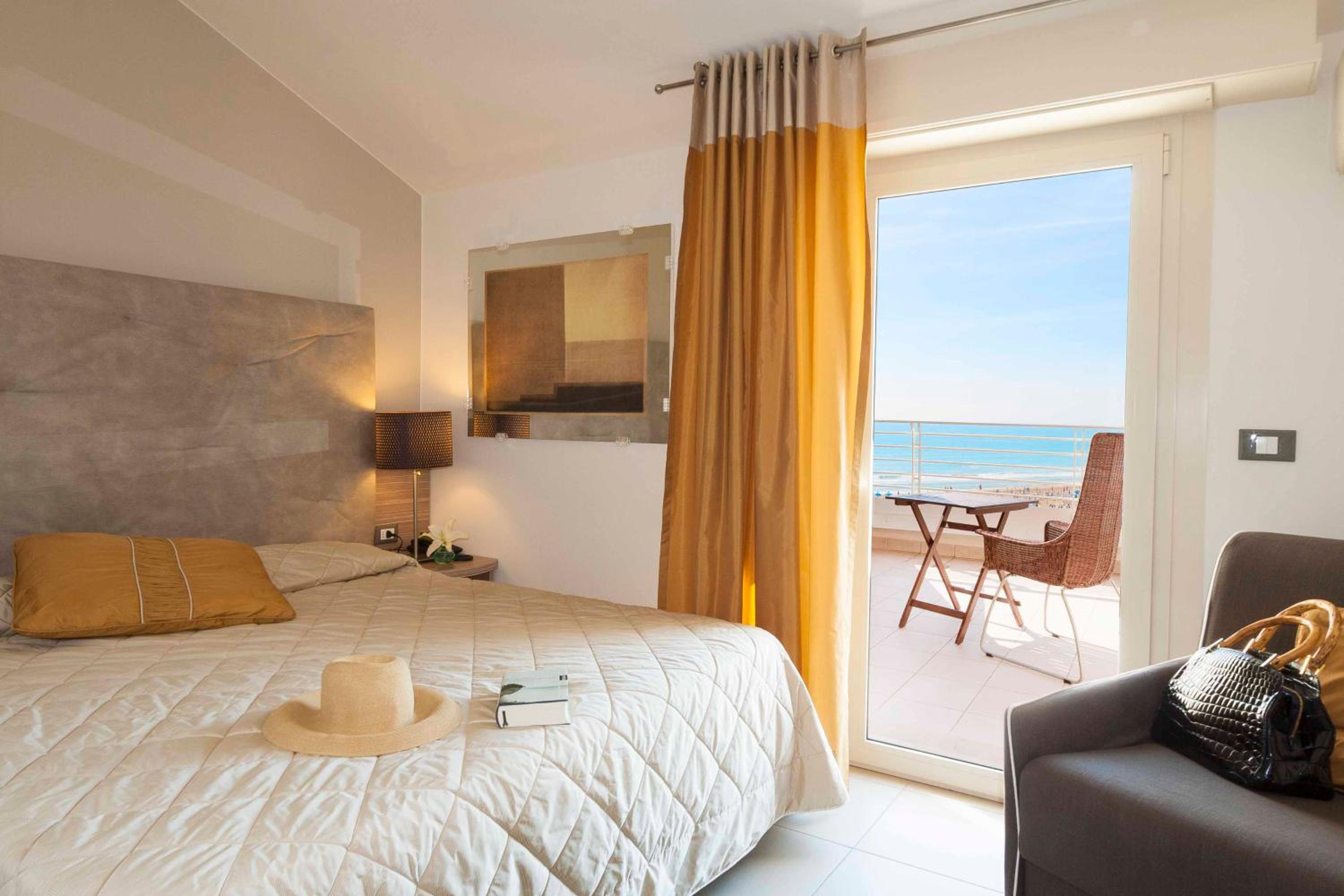 Double Room Attic with Sea View